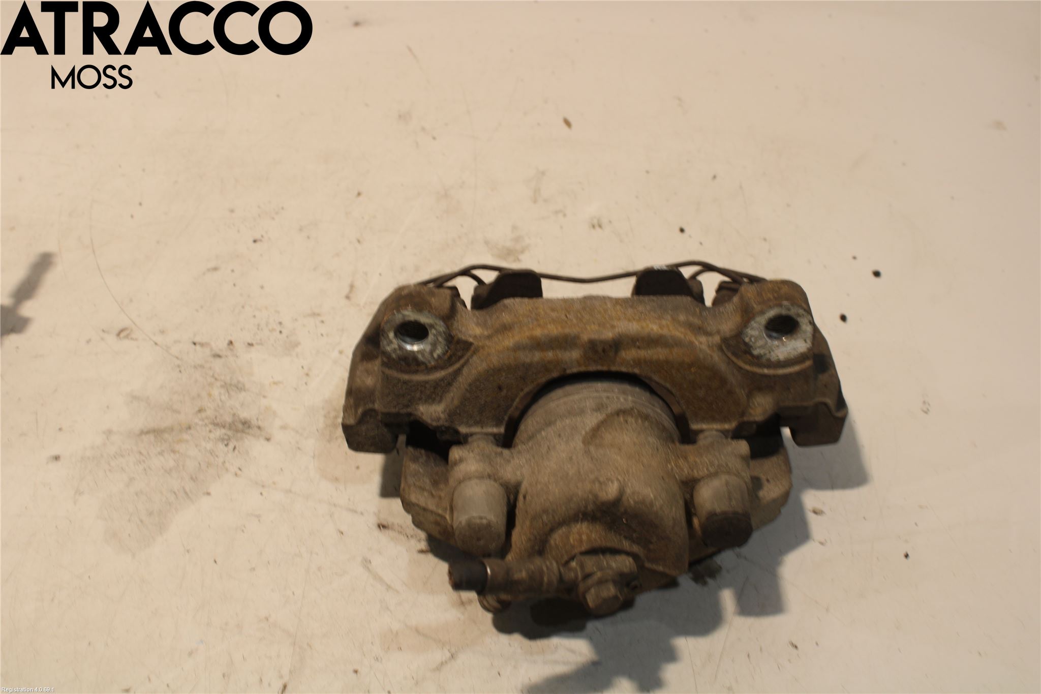 Volkswagen VW CADDY      04-10 Bromsok Fram Höger