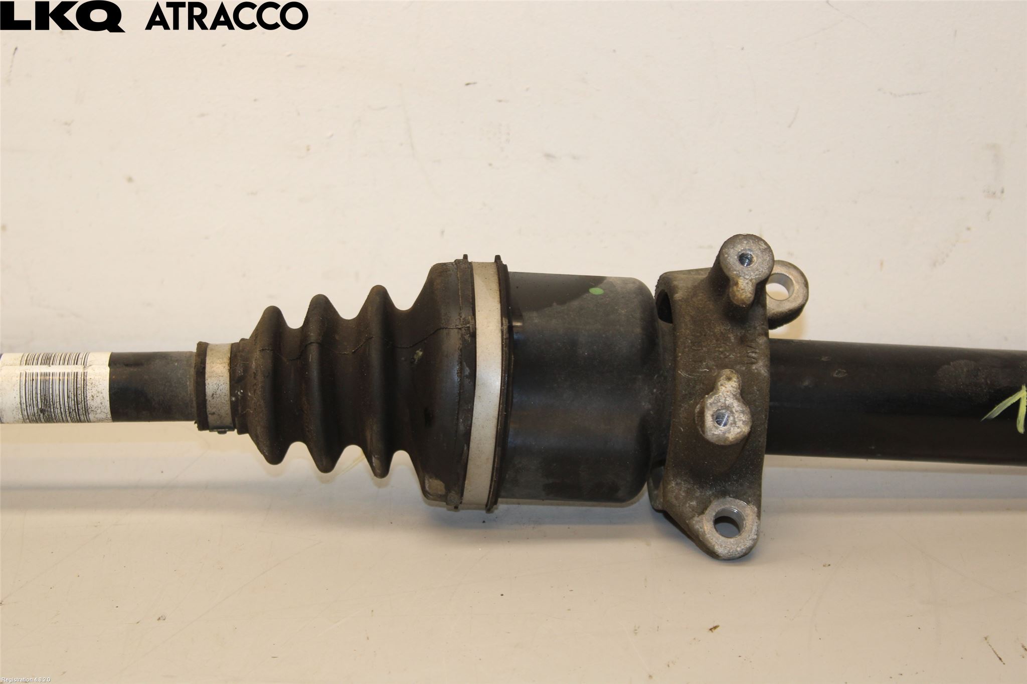 BMW 2 F45 Active Tourer 14-21 Drivaxel Fram Höger