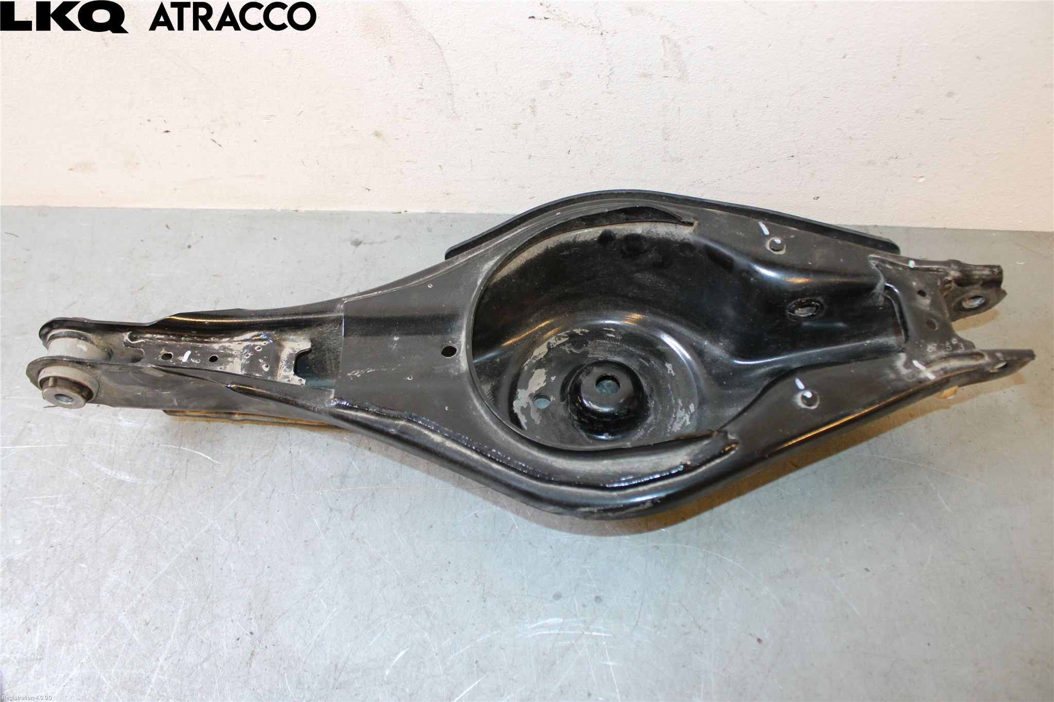 Volvo EX40 25- Bärarm Bak Höger