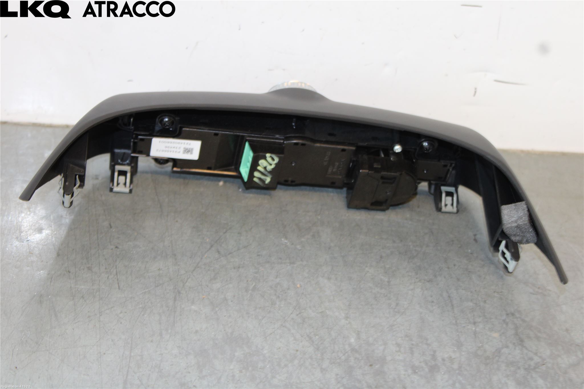 Volvo XC40/RECHARGE 18- Ac Styrenhet Ac Manöveren
