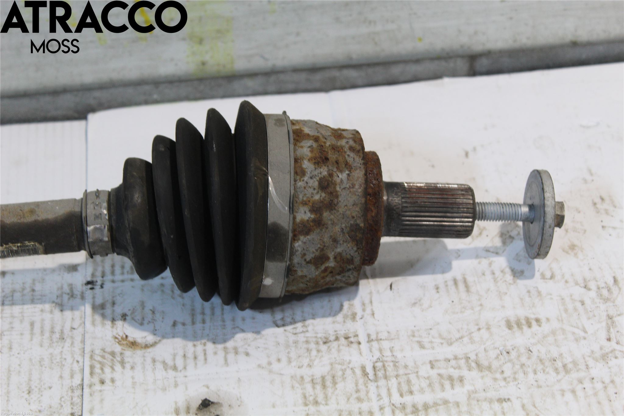 Volvo V40 12-19 Drivaxel Fram Höger