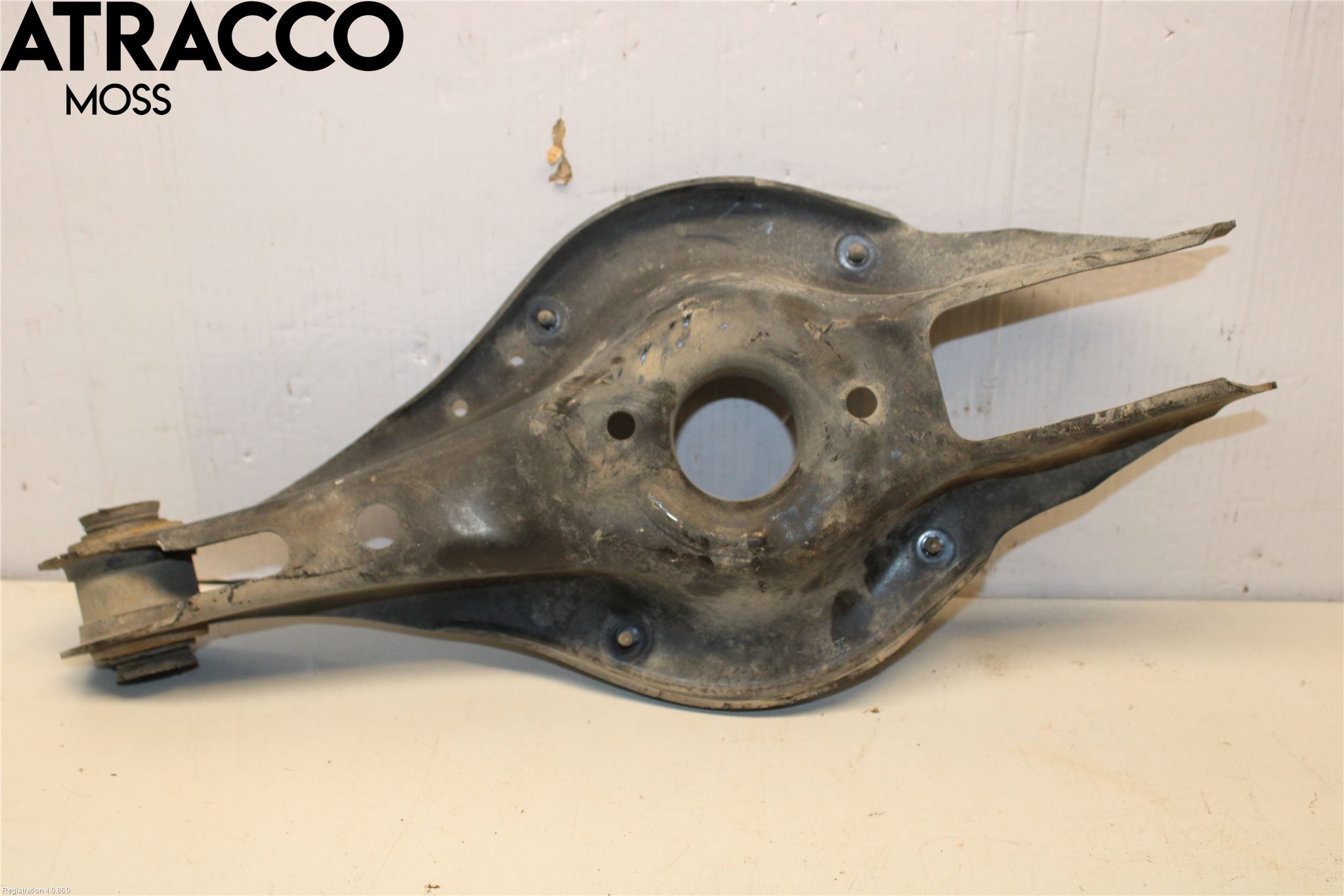 BMW 3 F30/F31/F80 12-19 Bärarm Bak Höger