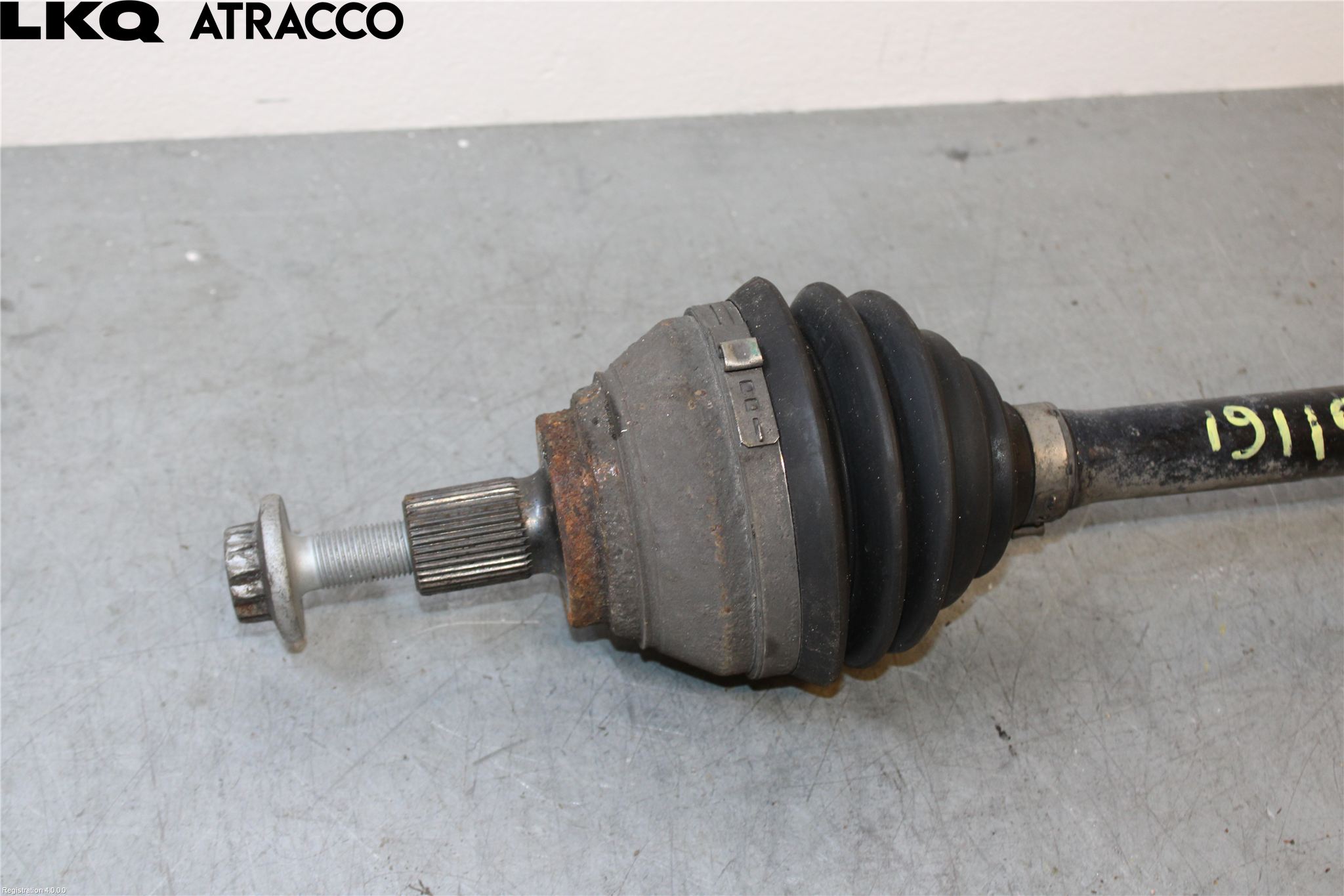 Volkswagen VW TOURAN 10-15 Drivaxel Fram Vänster