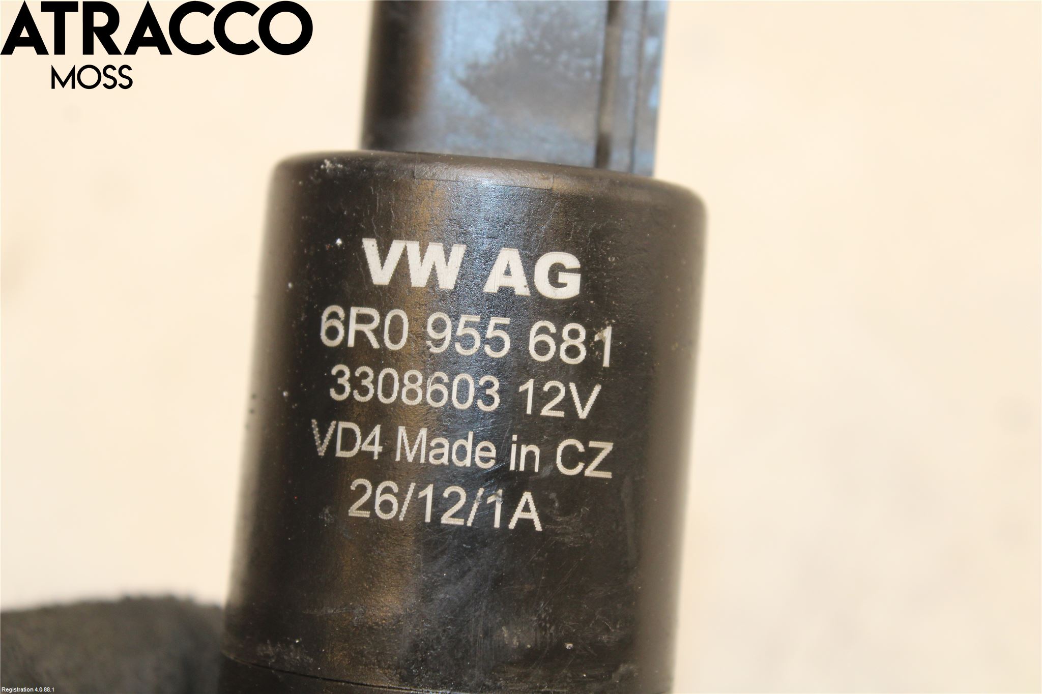 Volkswagen VW PASSAT 11-14 Spolarpump Vindruta