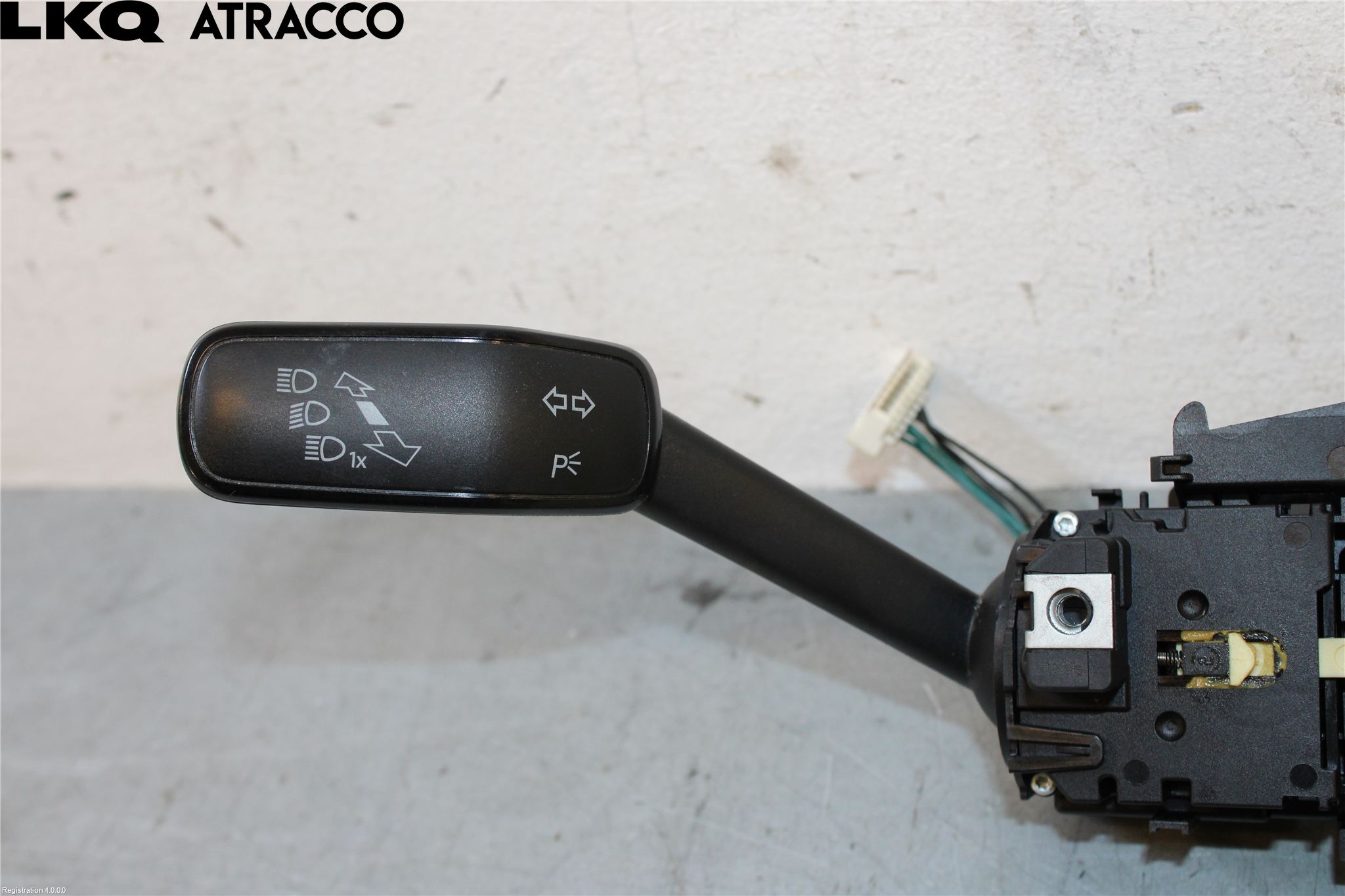 Volkswagen VW GOLF / E-GOLF VII 13-20 Spakcentral