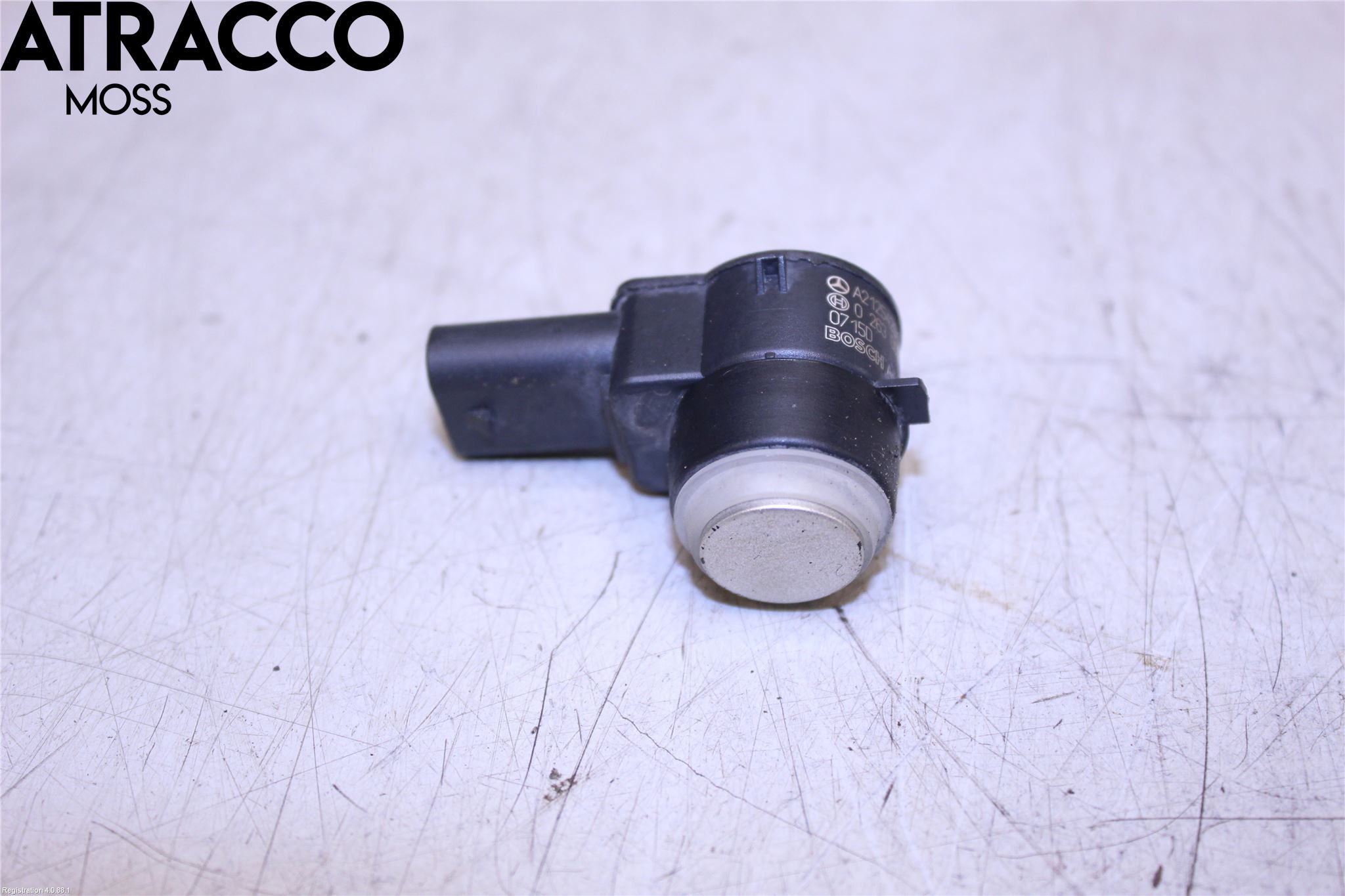 Mercedes-Benz MB E-KLASS (W212) 09-16 Parkeringshjälp Frontsensor