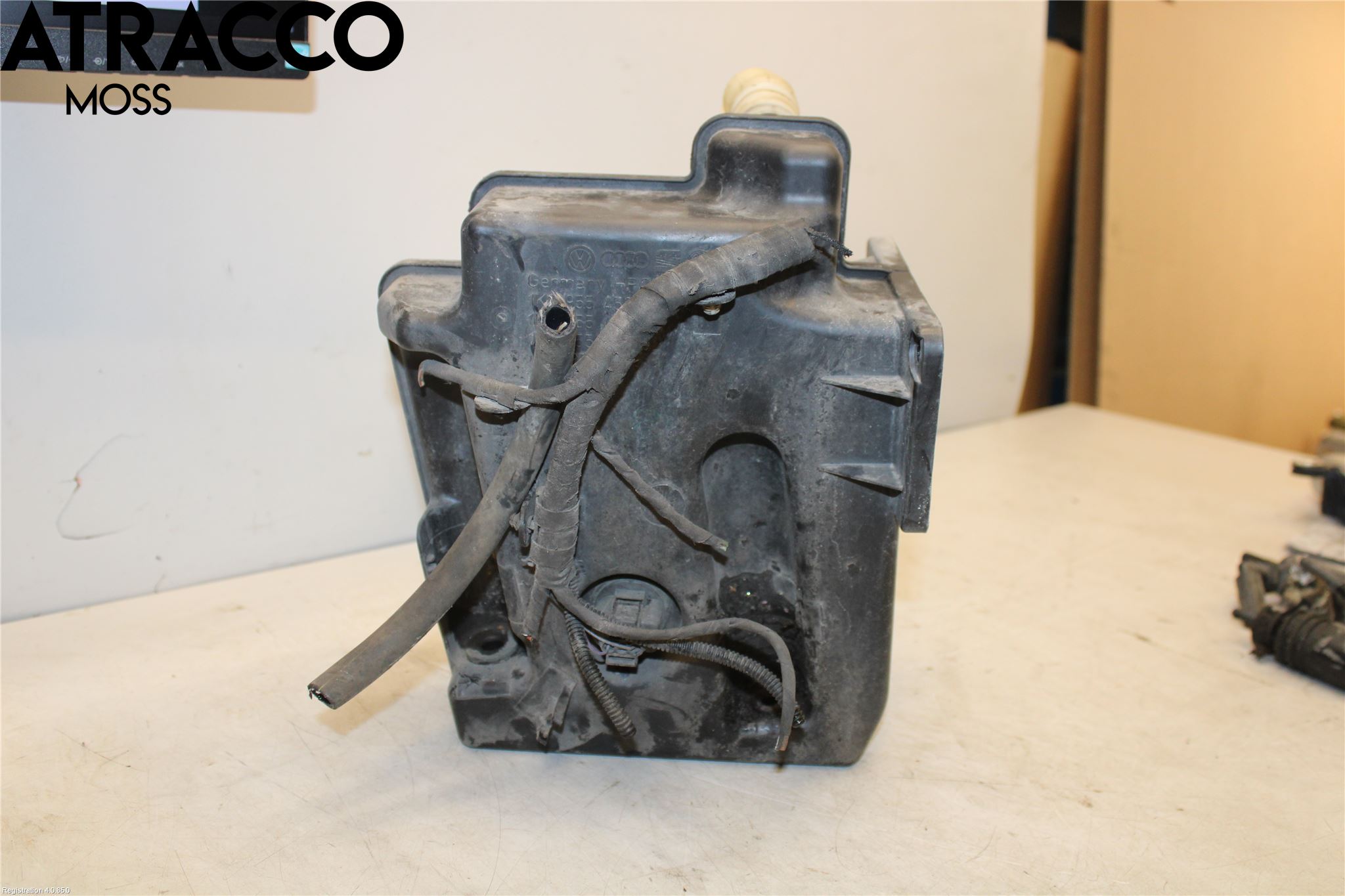 Volkswagen VW GOLF PLUS/CROSS GOLF 04-14 Spolartank Vindruta