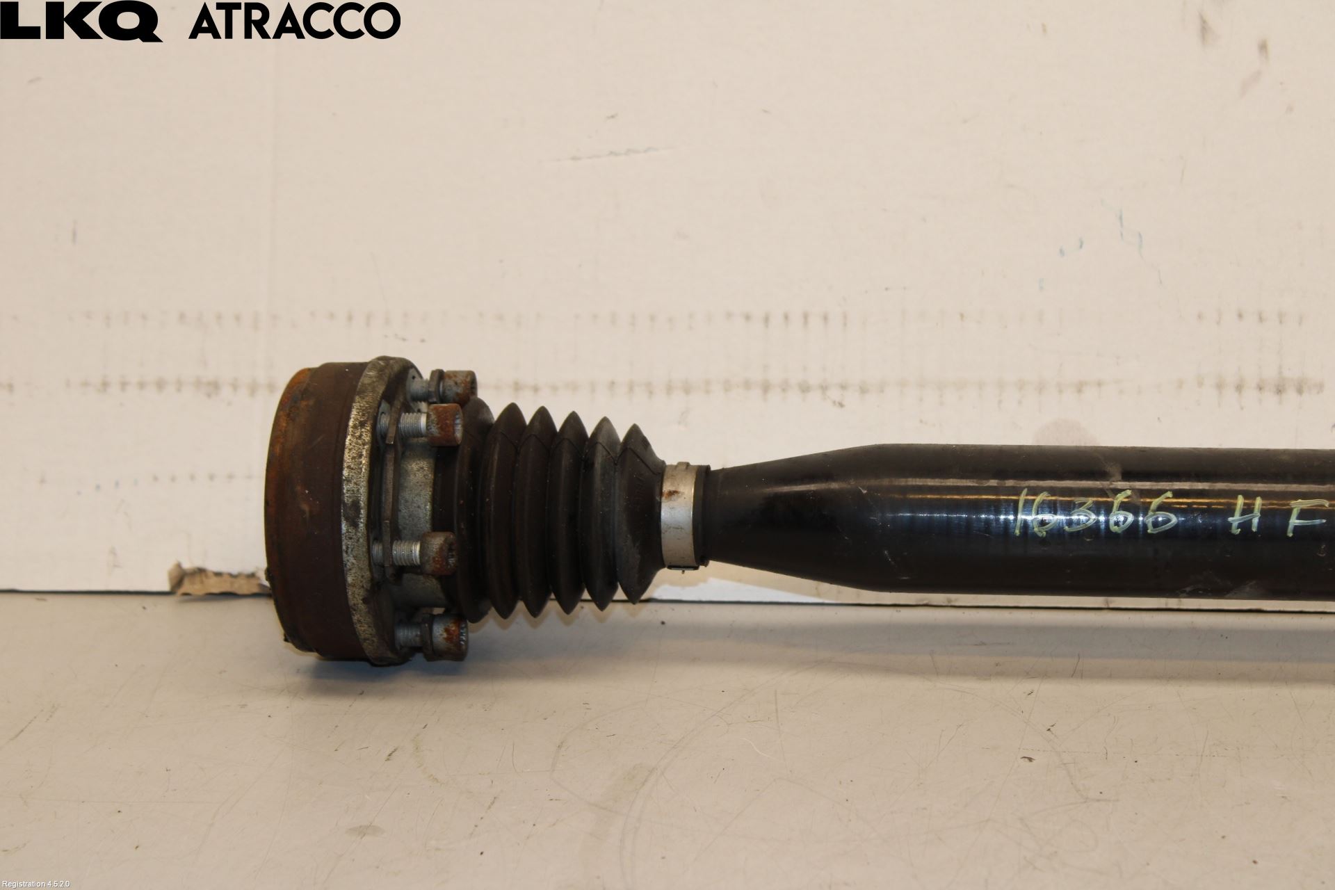 Volkswagen VW POLO 10-17 Drivaxel Fram Höger