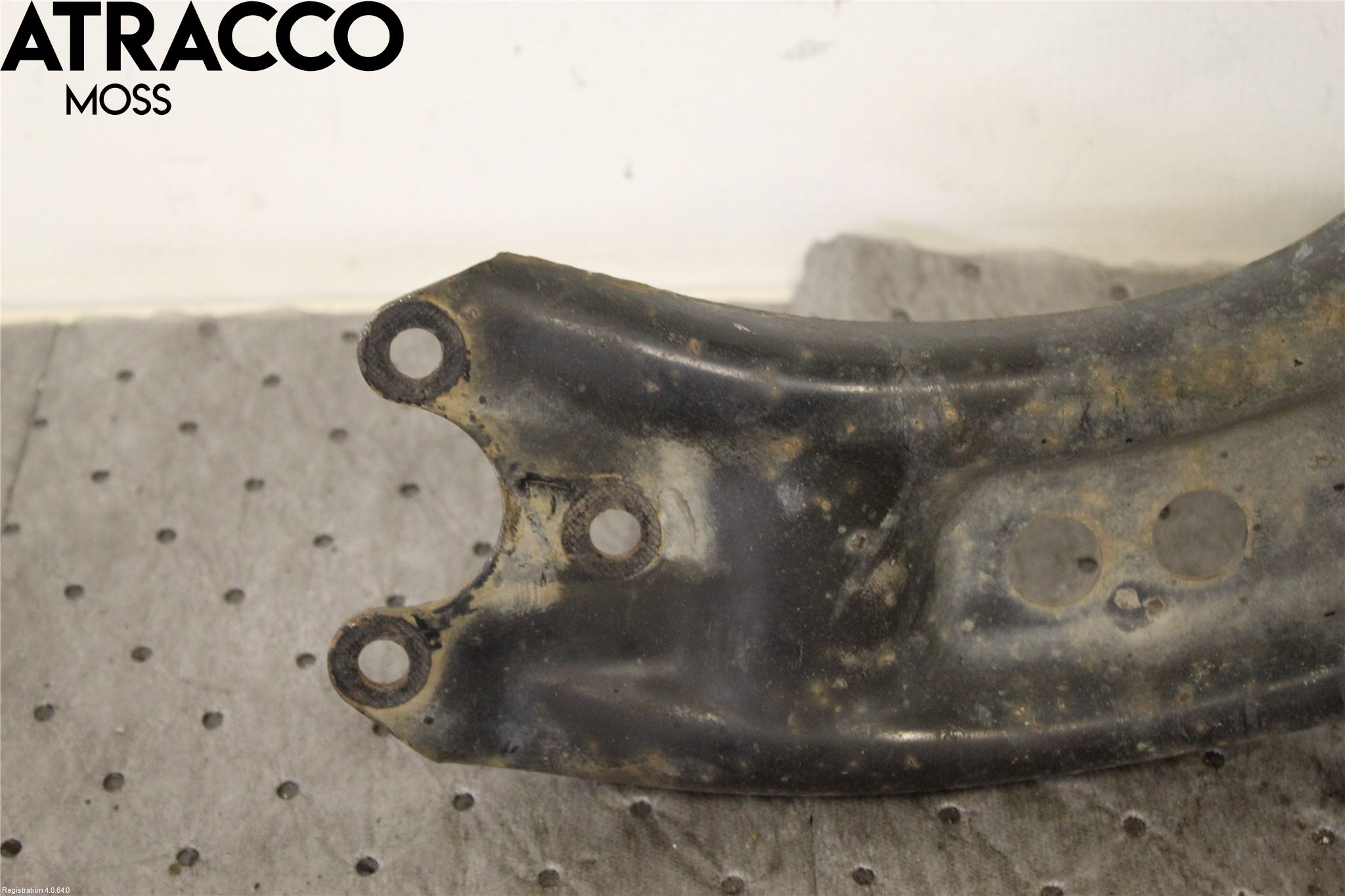 Volkswagen VW TOURAN 03-10 Bärarm Fram Undre Hö