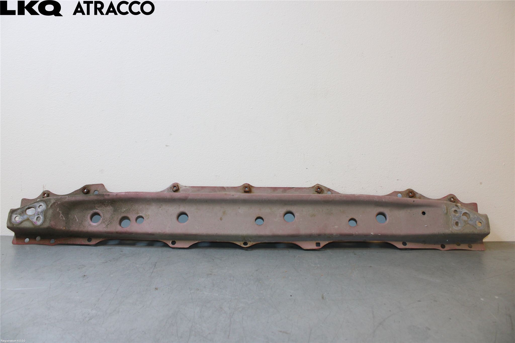 Toyota YARIS XP130 15-20 Frontplåt Undre