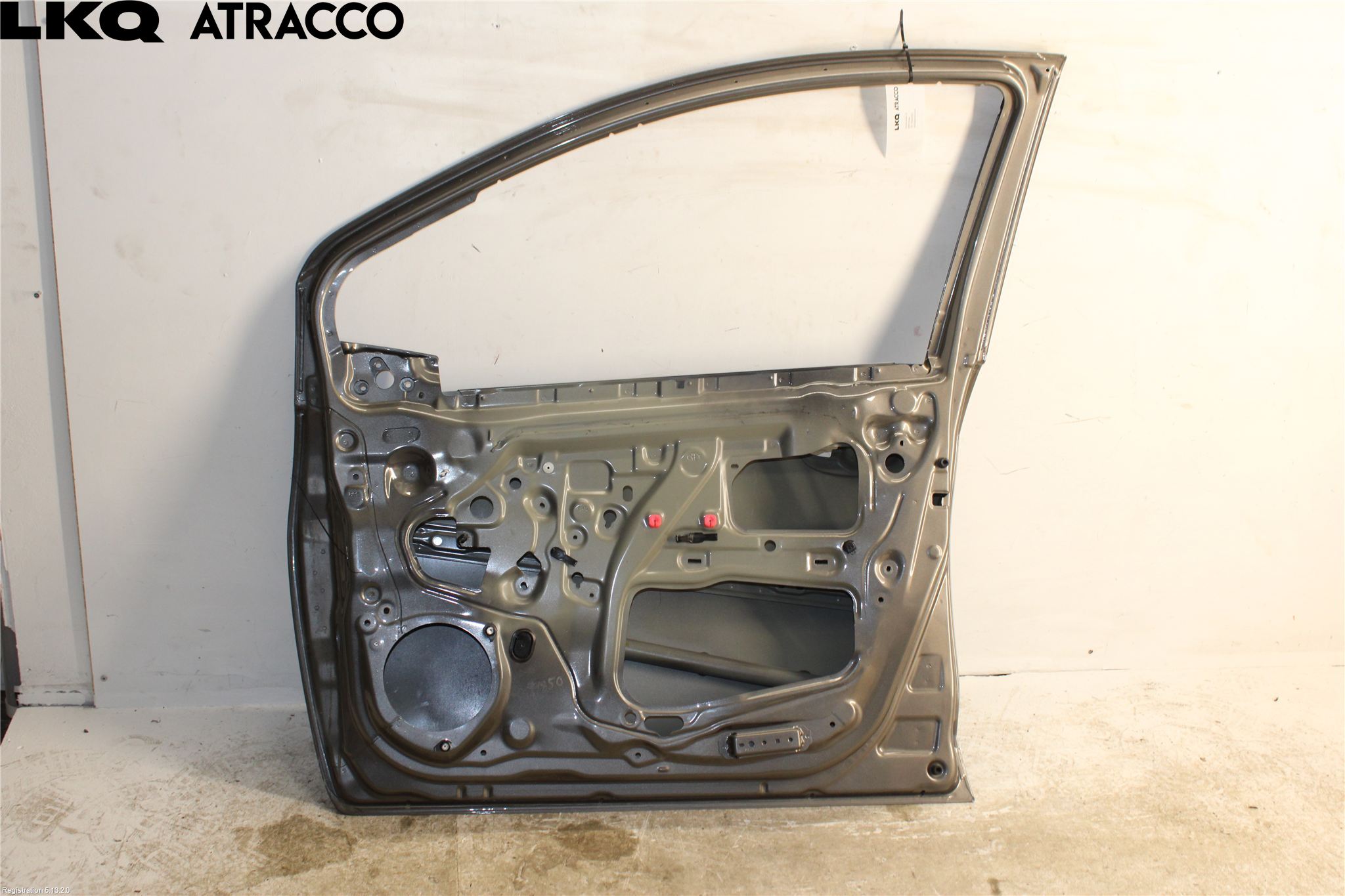 Toyota YARIS XP130 15-20 Dörr Fram Höger