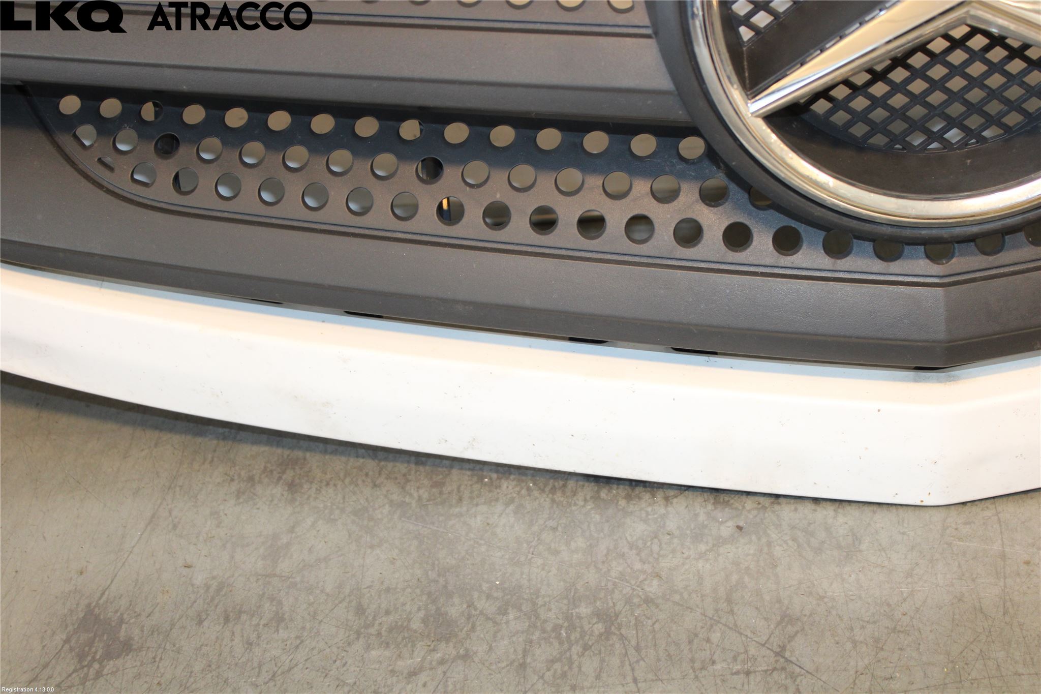 Mercedes-Benz MB SPRINTER (W906) 06-18 Grill Komp