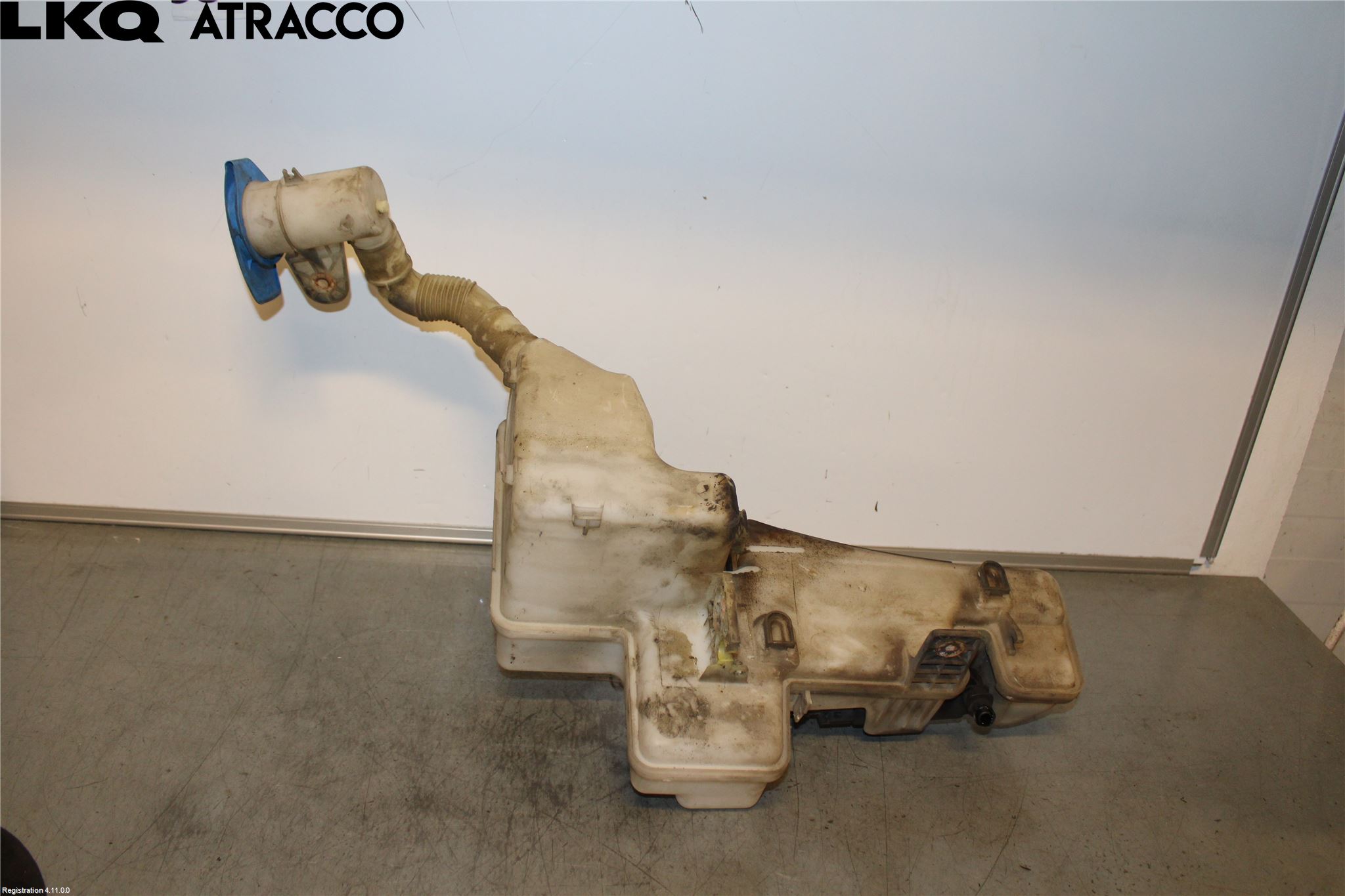 Volkswagen VW TOURAN 03-10 Spolartank Vindruta