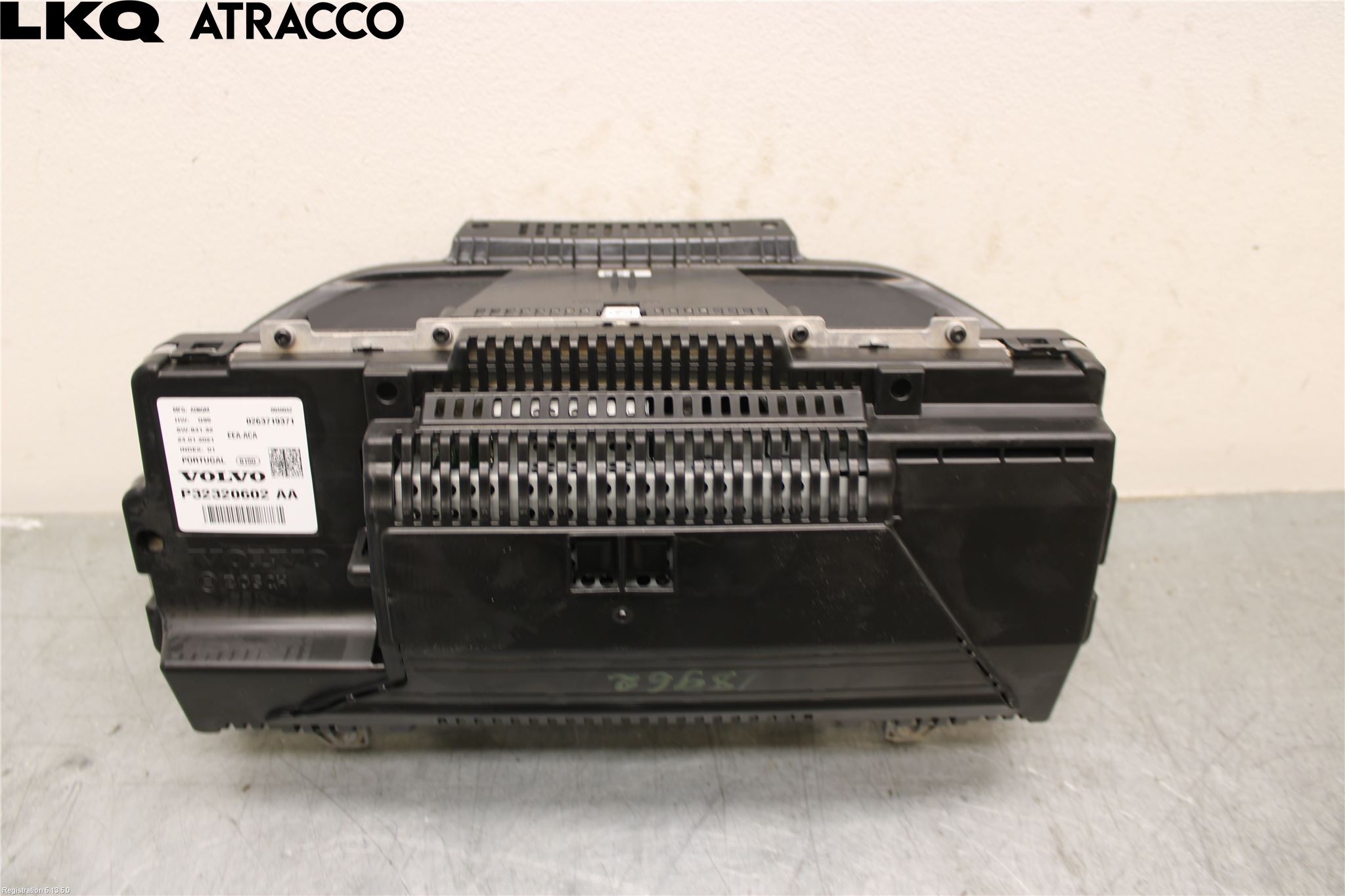 Volvo V60 19- Instrument Hast