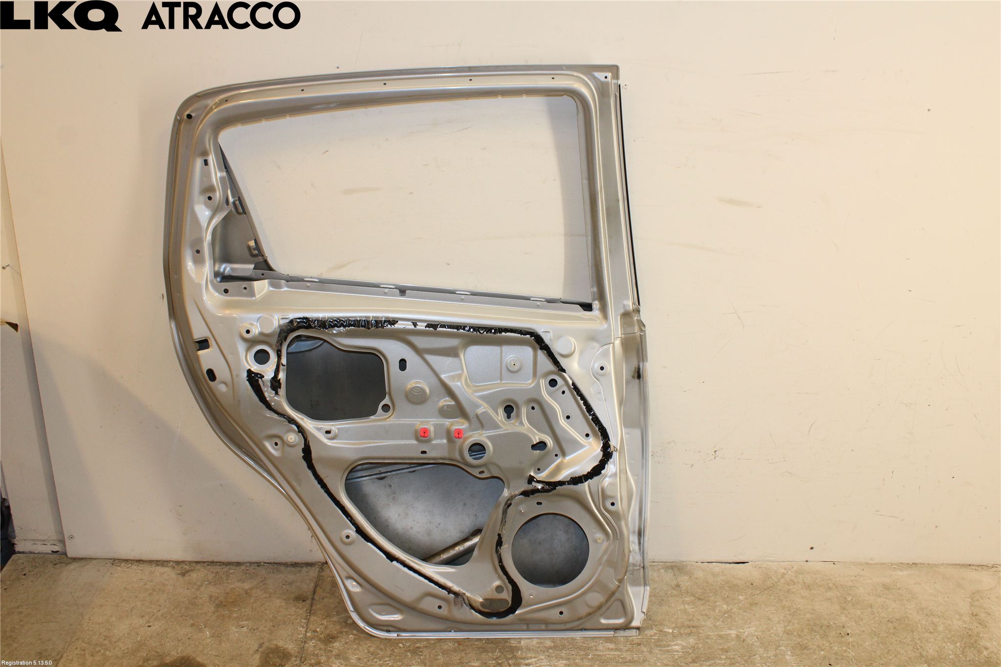 Toyota YARIS XP130 12-14 Dörr Bak Vänster