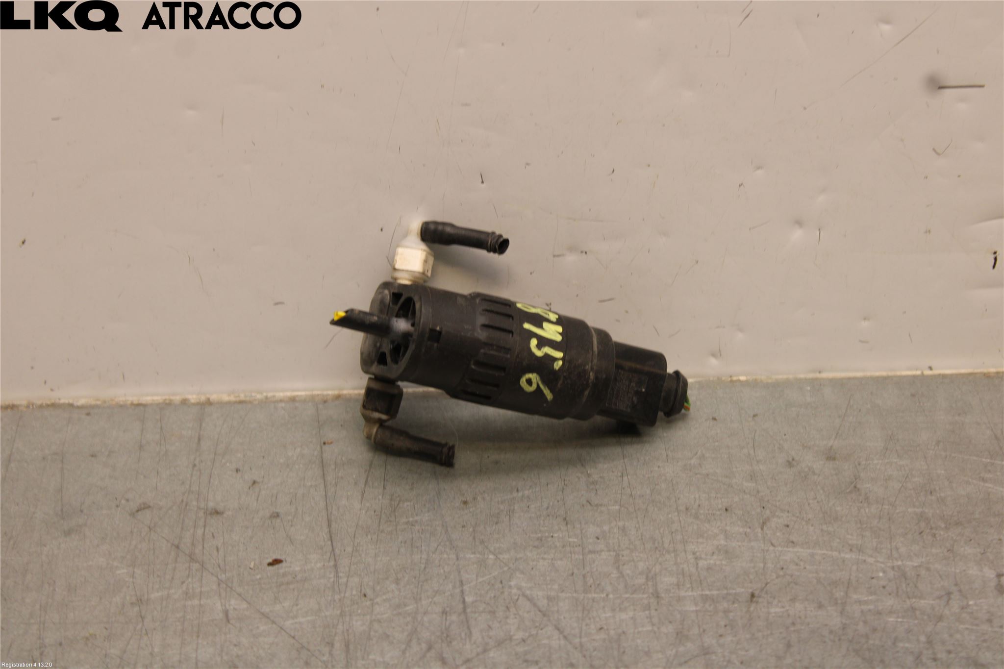 Volkswagen VW GOLF / E-GOLF VII 13-20 Spolarpump Vindruta
