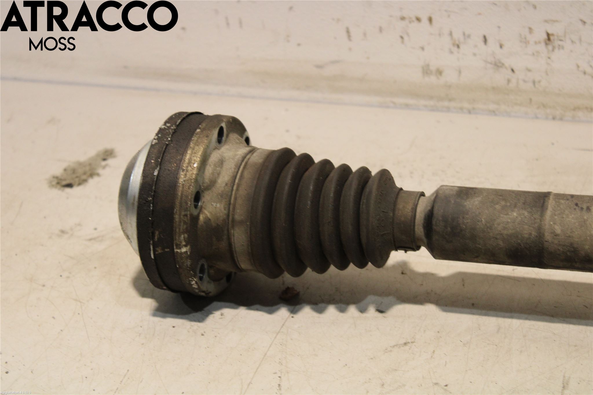 Volkswagen VW PASSAT 05-11 Drivaxel Fram Höger