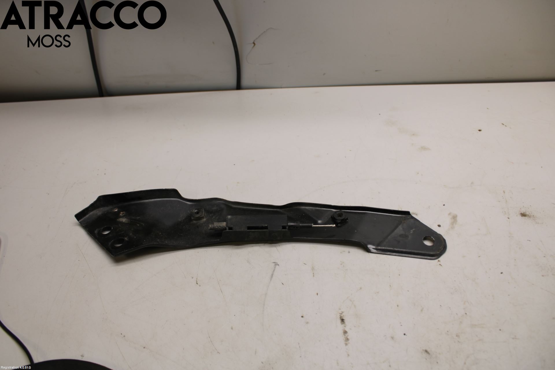 Volkswagen VW GOLF VI 09-13 Frontplåt