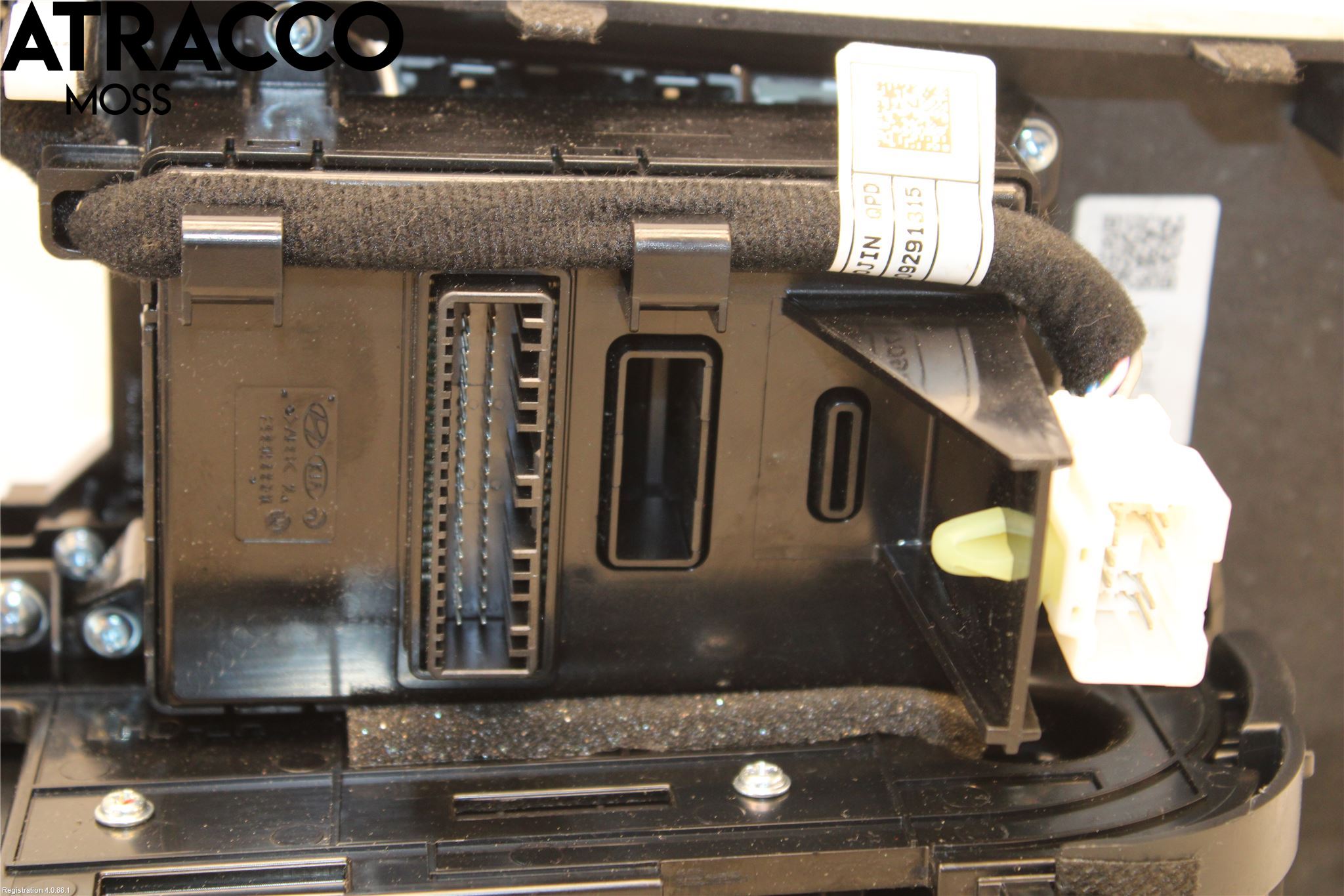 Kia OPTIMA 16-20 Instrumentkonsoll Golv