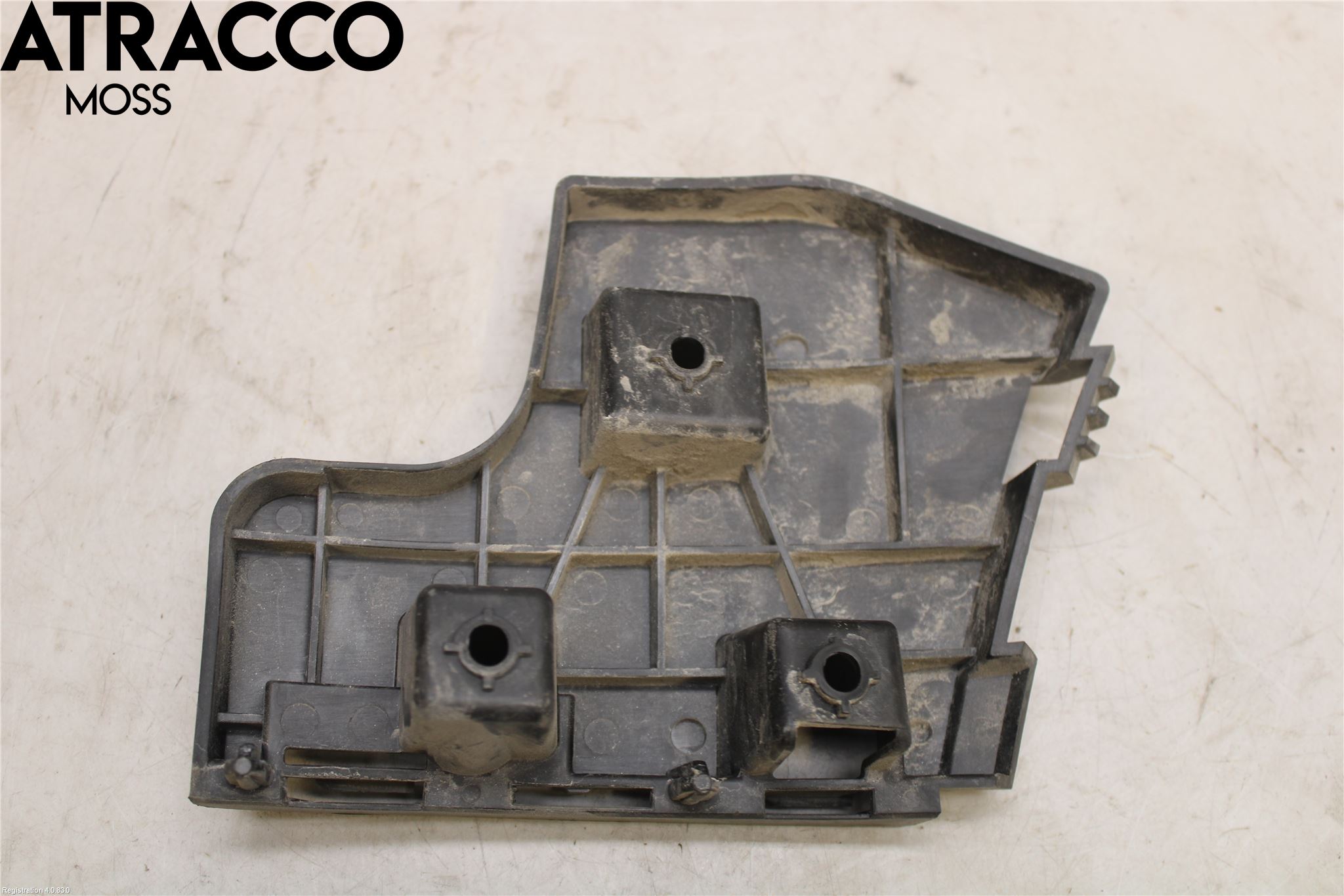 Volvo V60 11-13 Stötfångarbärjärn Bak