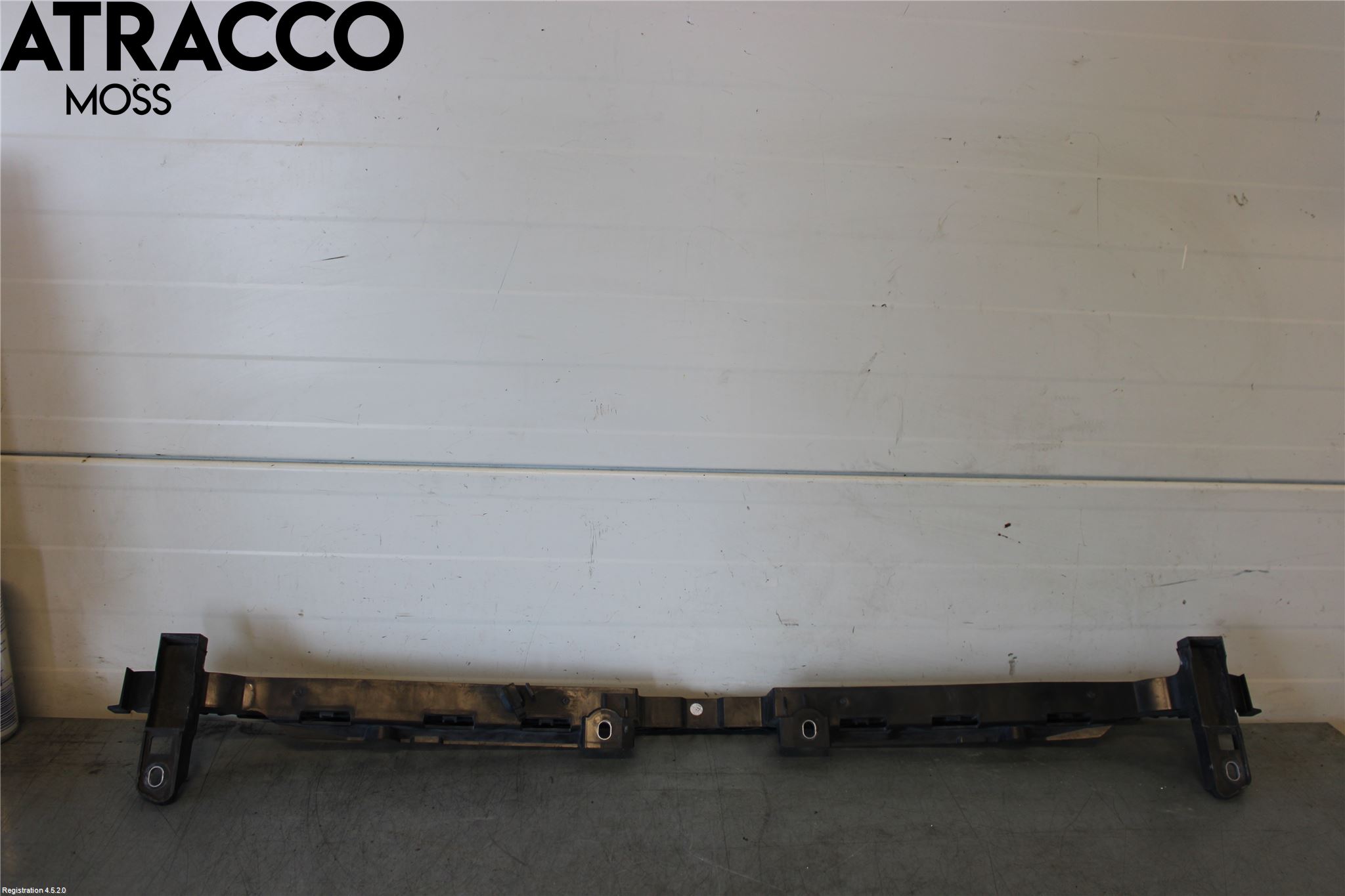 Volkswagen VW GOLF / E-GOLF VII 13-20 Stötfångarbärjärn Fram