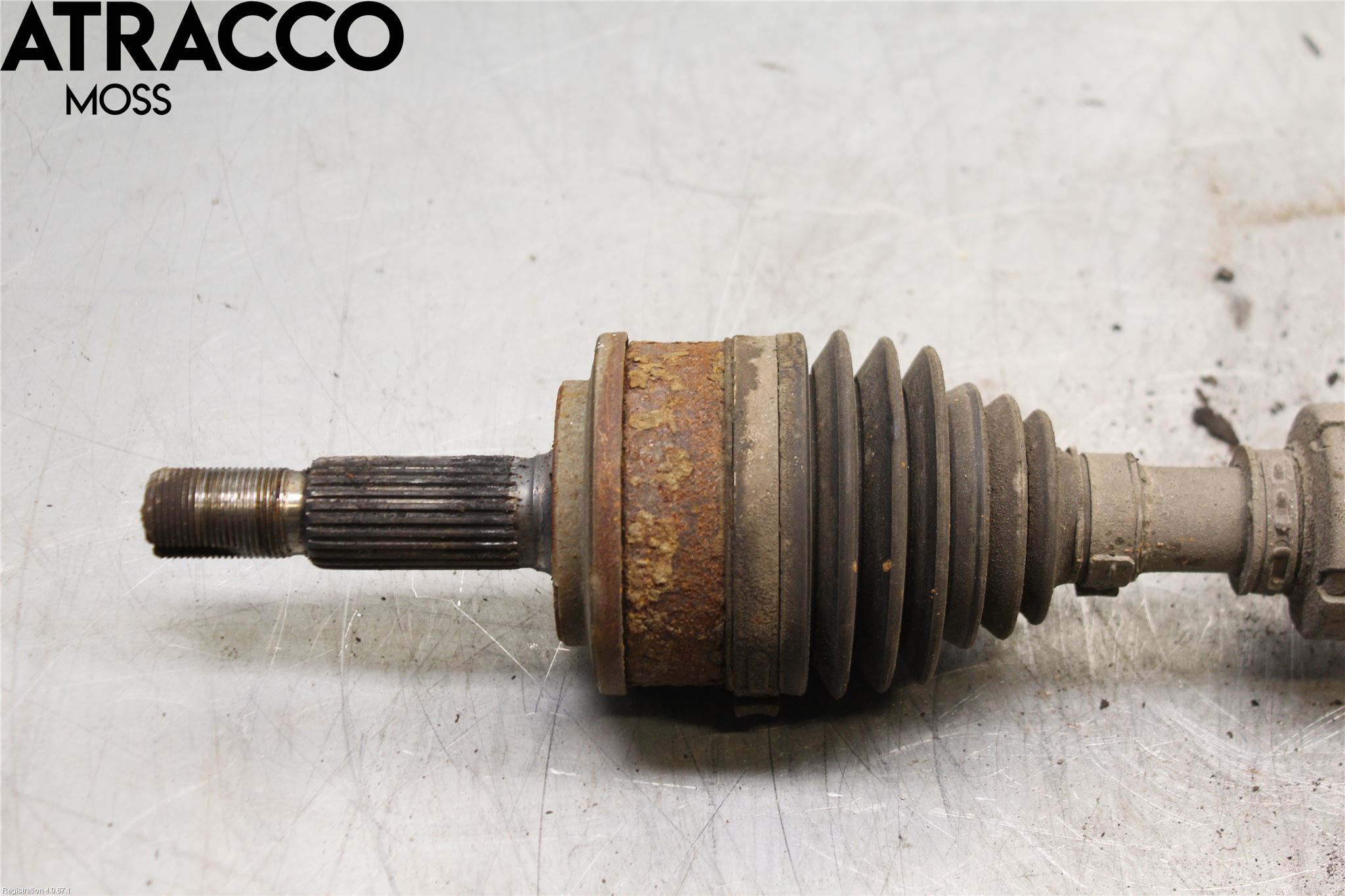 Toyota AURIS 13-19 Drivaxel Fram Vänster