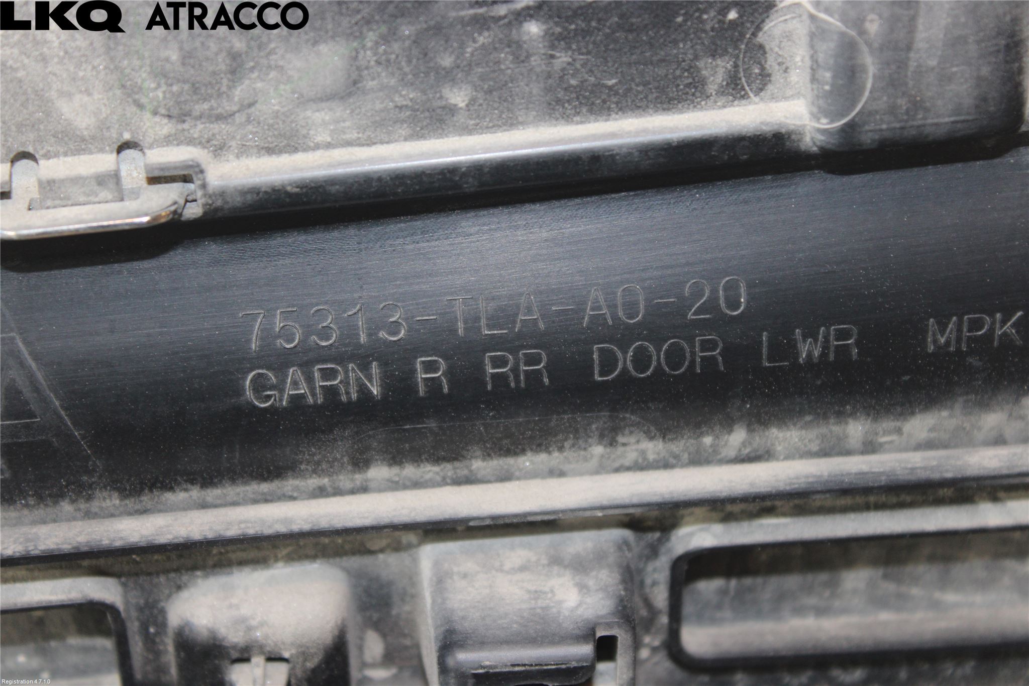 Honda CR-V 19-22 Dörr Dekorlist Fram Hö