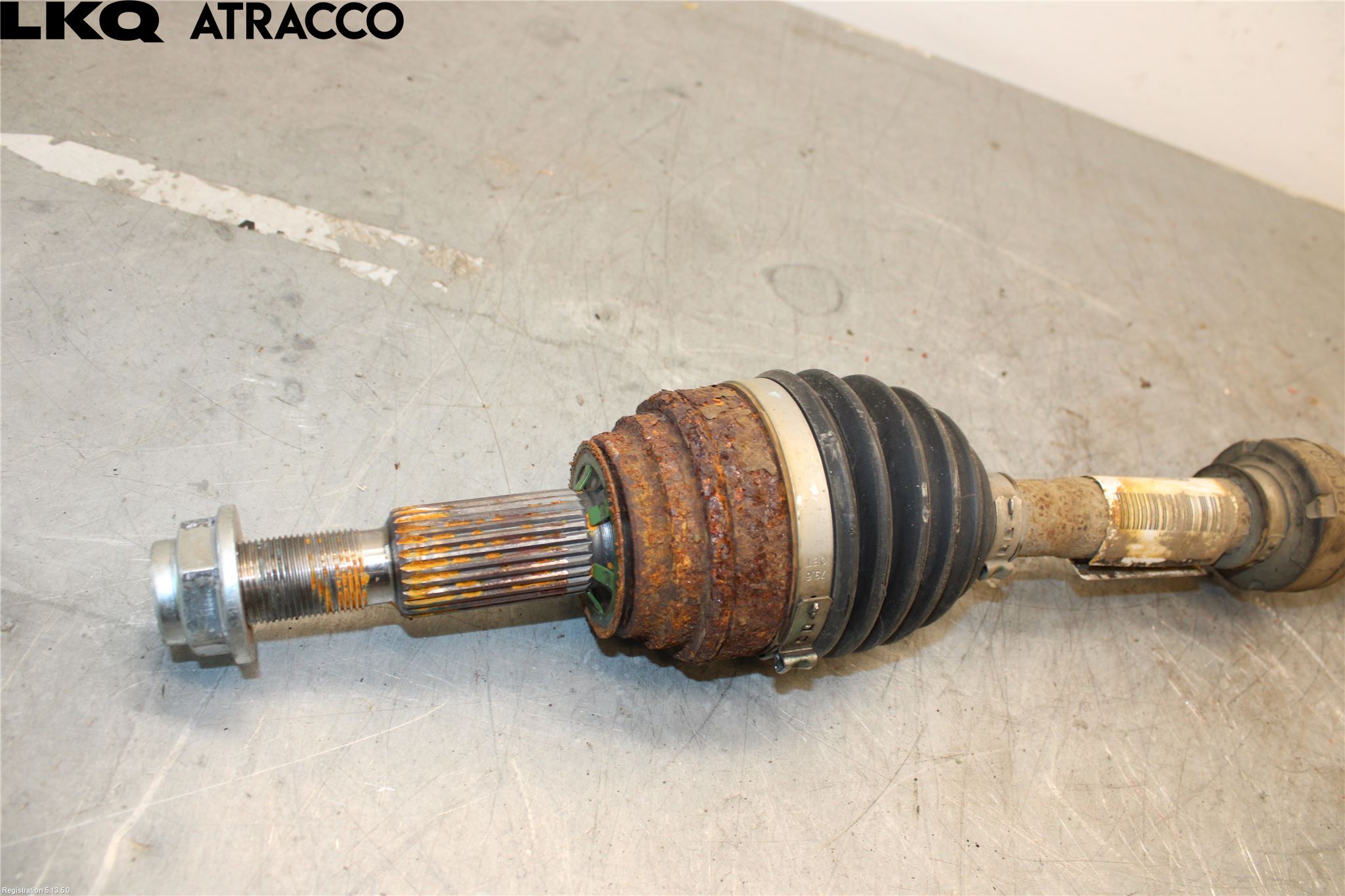 Ford MUSTANG Mach-E 21- Drivaxel Fram Vänster