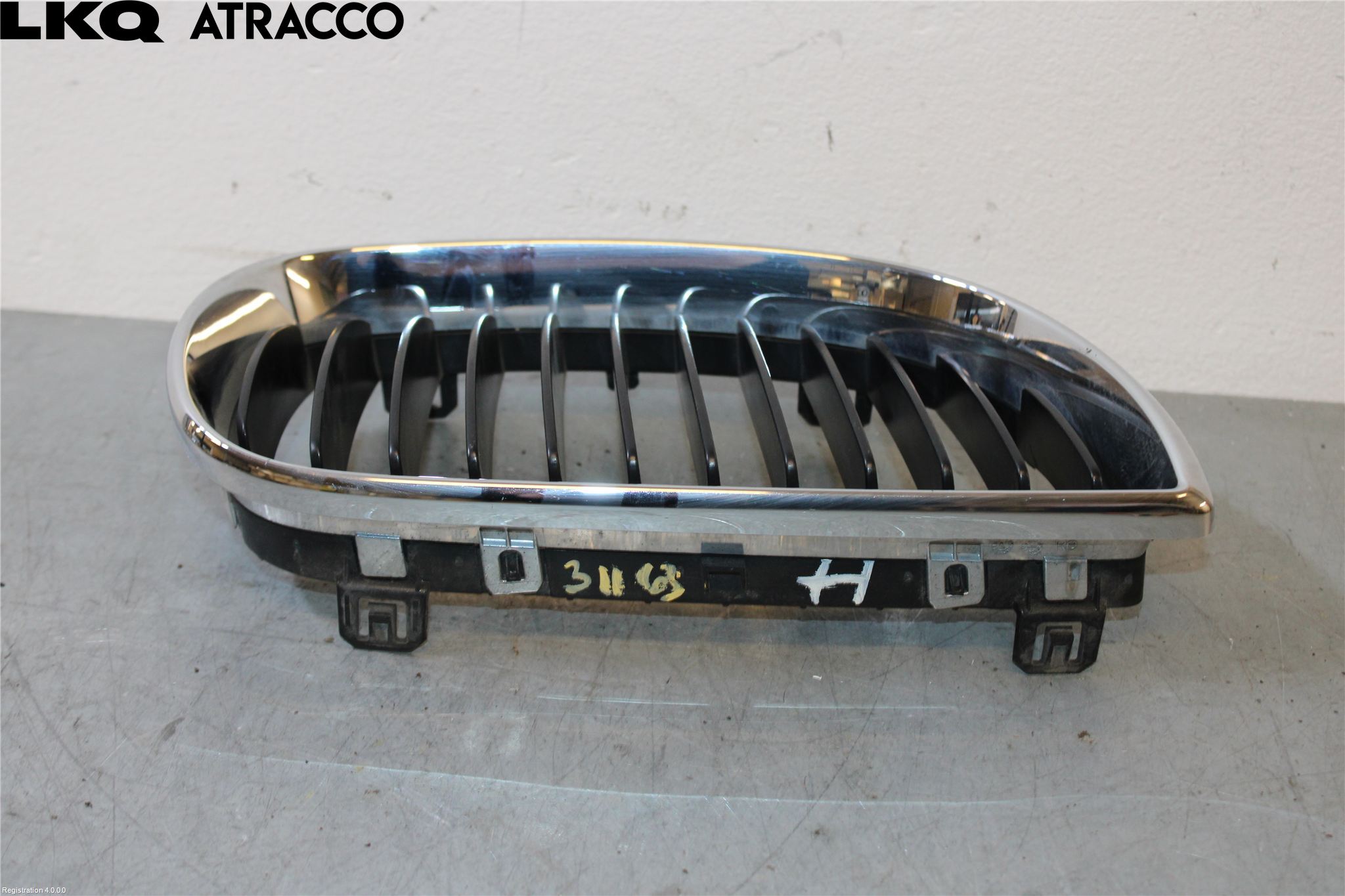BMW 1 E87/81 5D/3D 03-11 Grilldel Höger