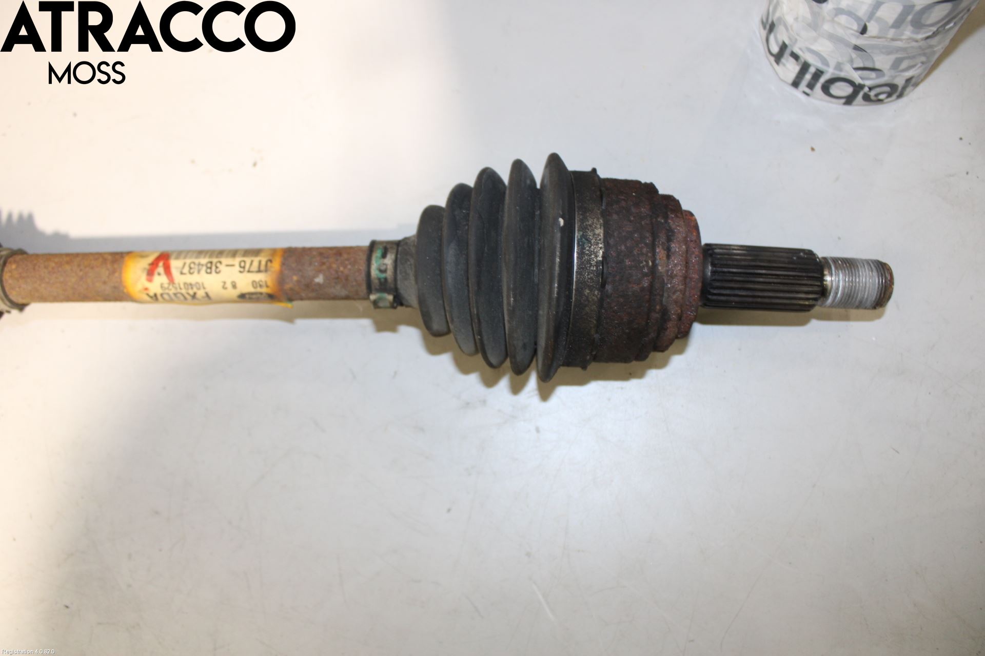 Ford TRANSIT/TOURNEO COURIER 13-23 Drivaxel Fram Vänster
