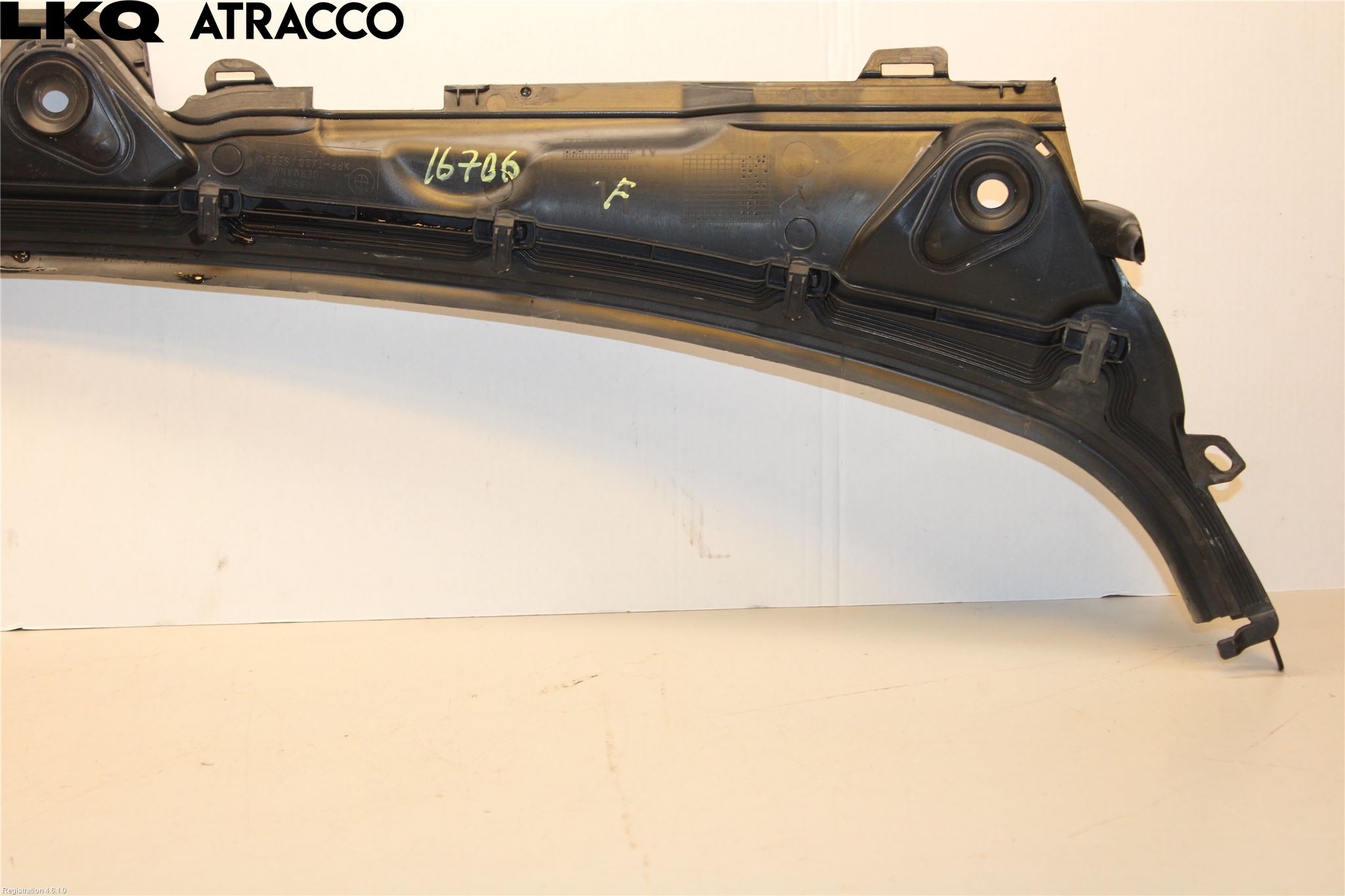 BMW 3 F30/F31/F80 12-19 Torpedplåt-Torpedplast