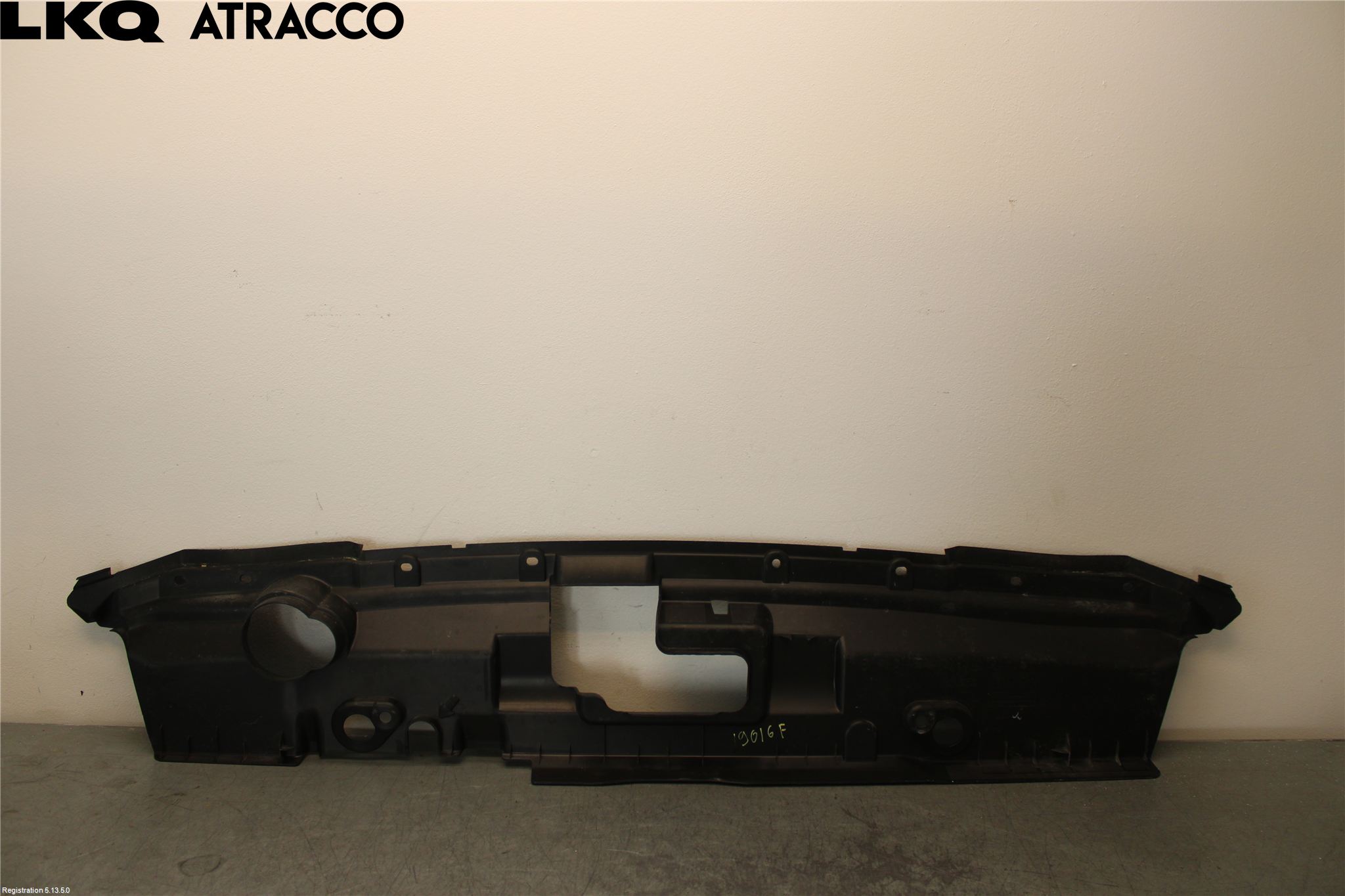 Nissan LEAF 18- Täckplast Front
