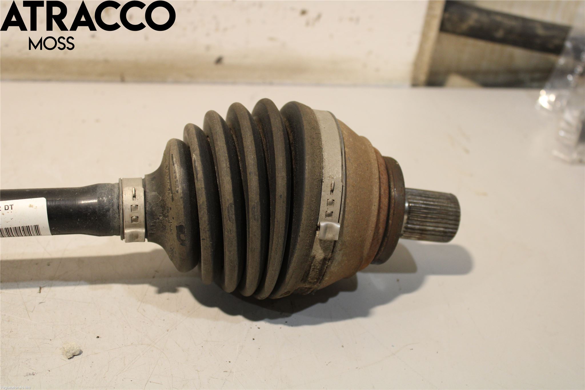 Volkswagen VW T-ROC 18- Drivaxel Fram Höger
