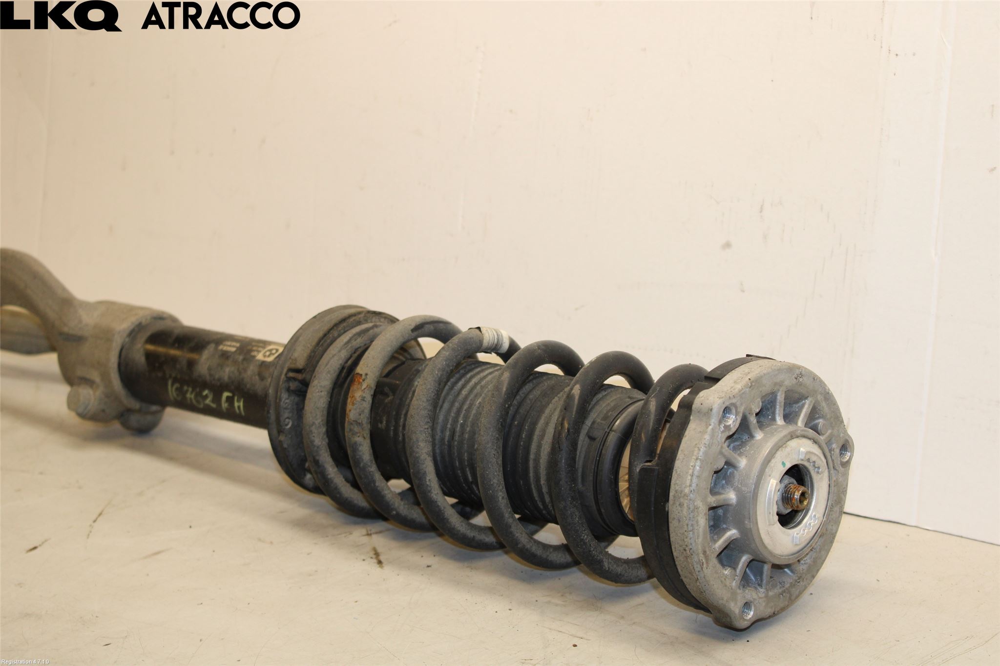 BMW 5 G30/G31/F90 17-23 Fjäderben Fram Höger