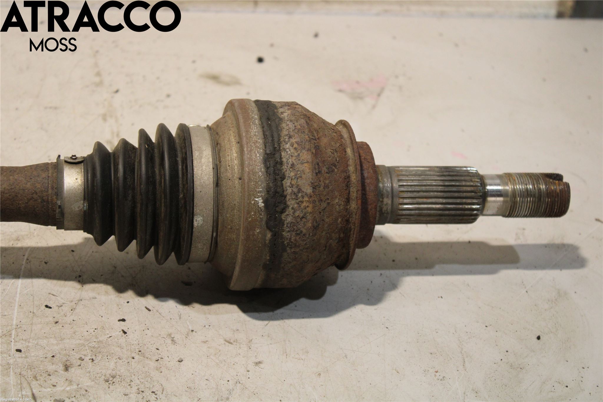 Lexus IS 220d/250/350 06-13 Drivaxel Bak Vänster