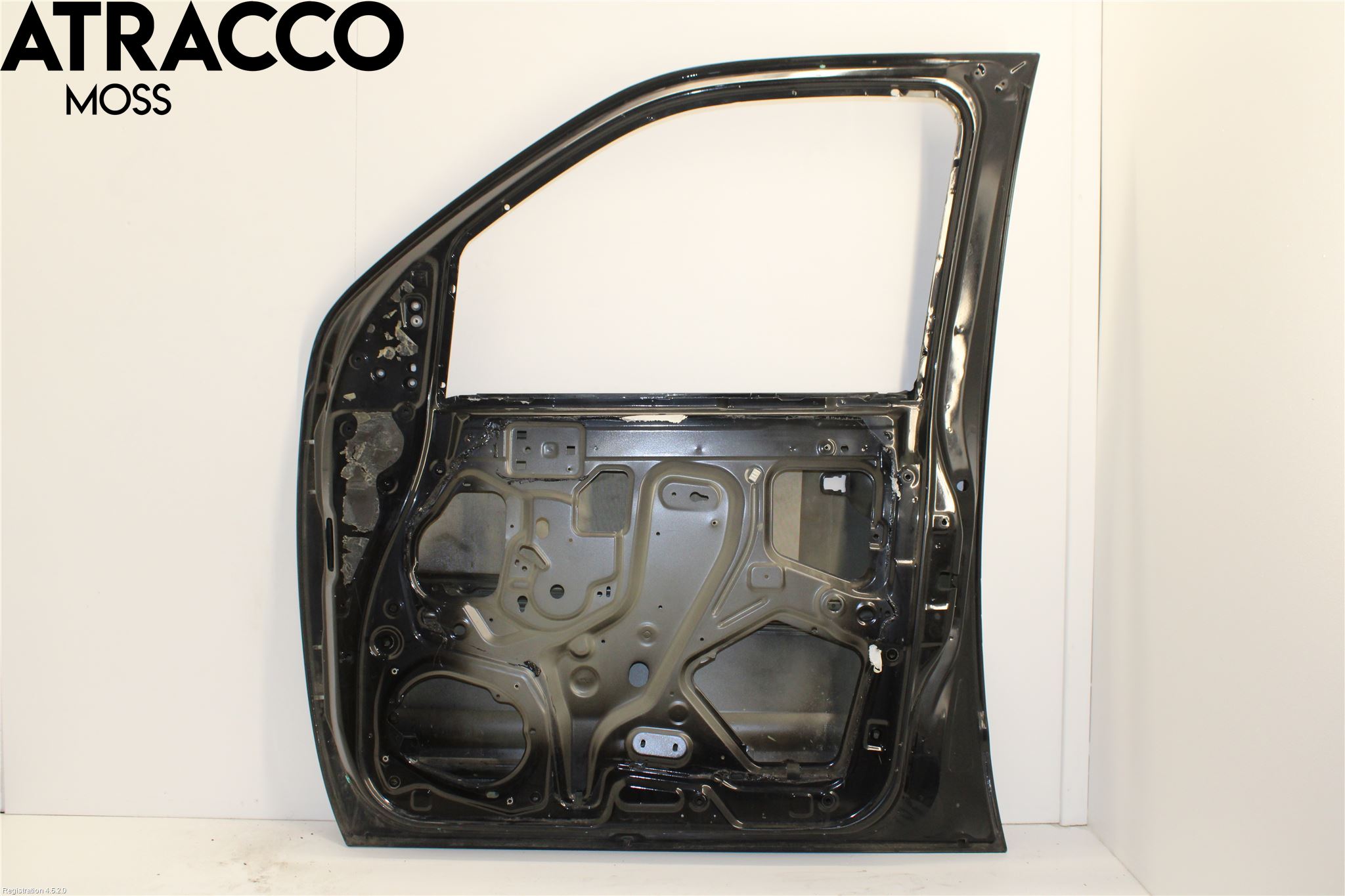 Nissan NAVARA 05-16 Dörr Fram Höger