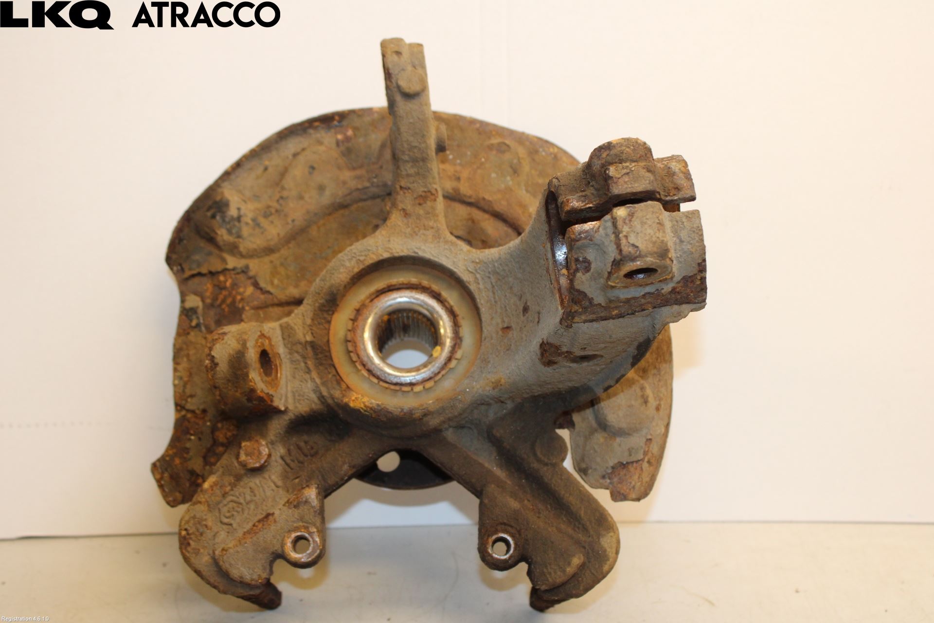 Volkswagen VW POLO 10-17 Styrspindel Lagerhus Vä