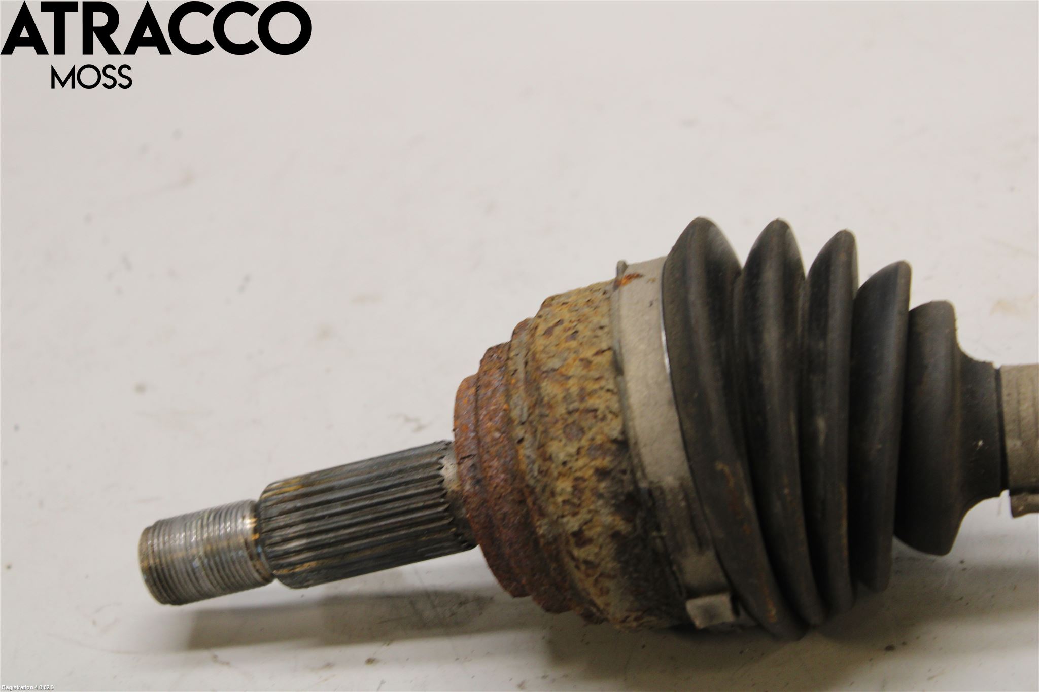 Ford FIESTA 13-17 Drivaxel Fram Vänster