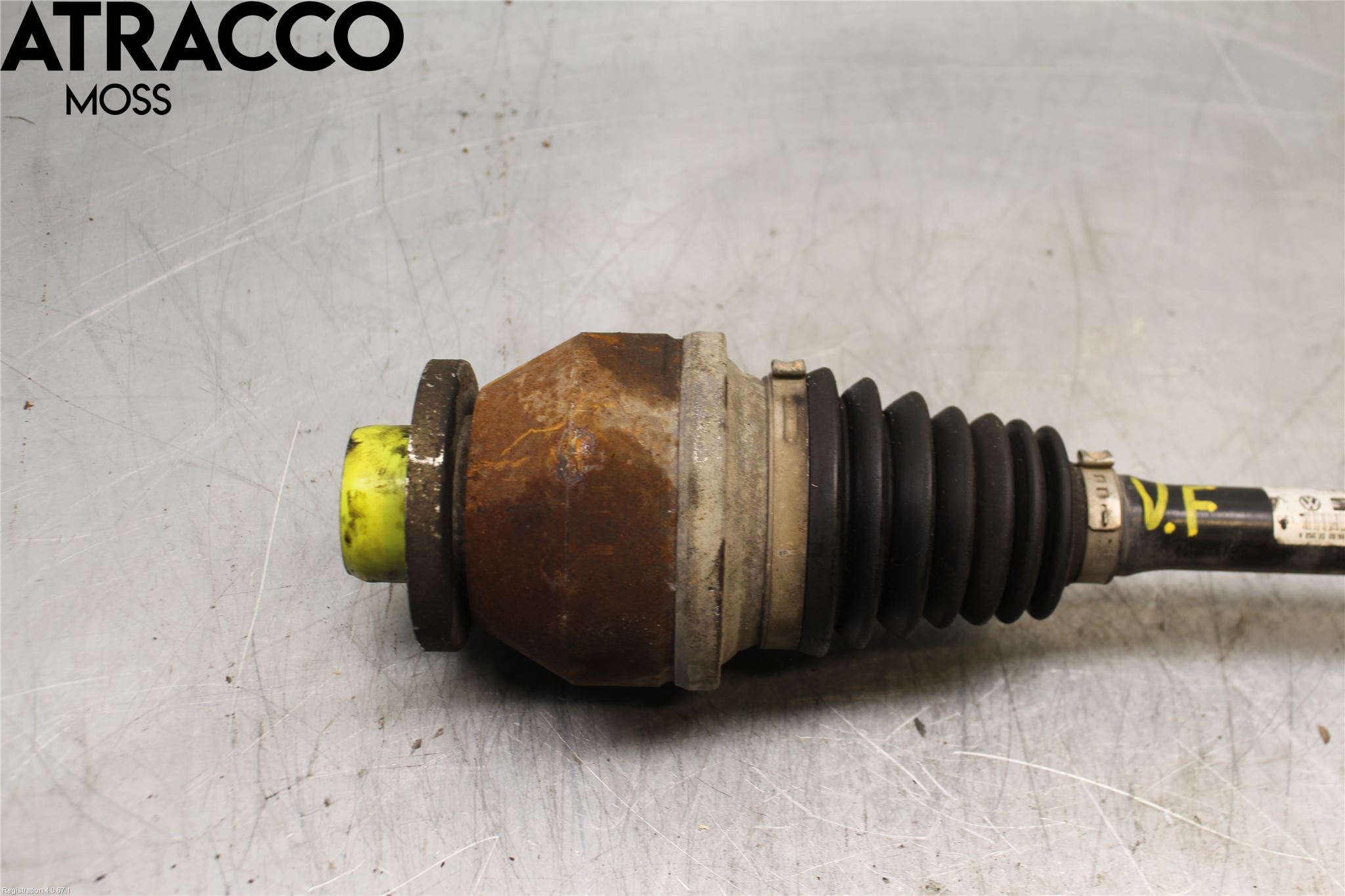 Volkswagen VW TRANSP/CARAVELLE (T5) 04-15 Drivaxel Fram Vänster