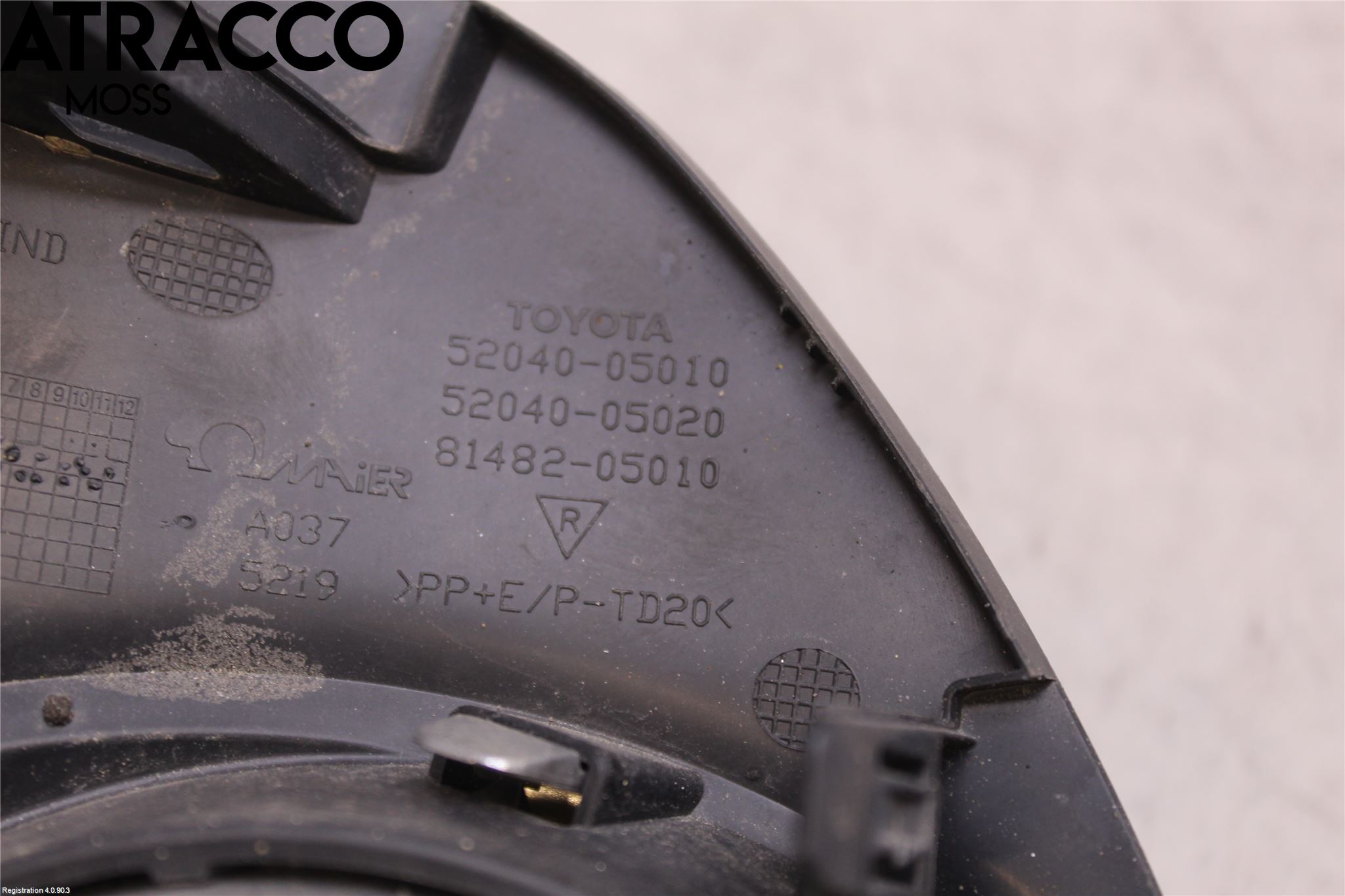 Toyota AVENSIS 09-15 Dimljussarg Fram
