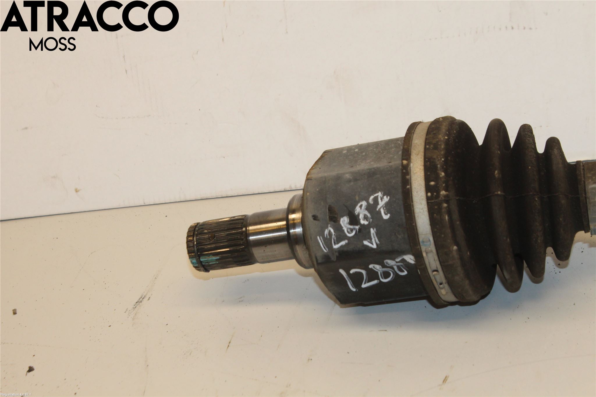 Hyundai i40 08-15 Drivaxel Fram Vänster