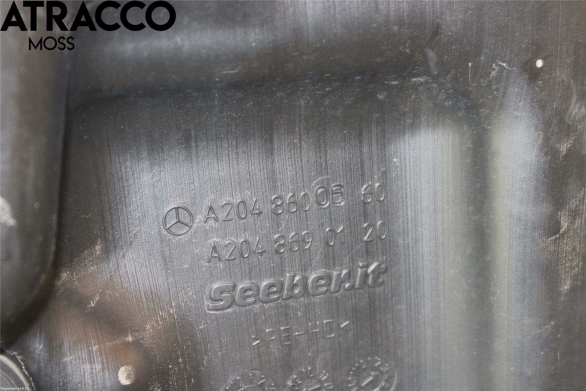 Mercedes-Benz MB C-KLASS (W204) 07-15 Spolartank Vindruta