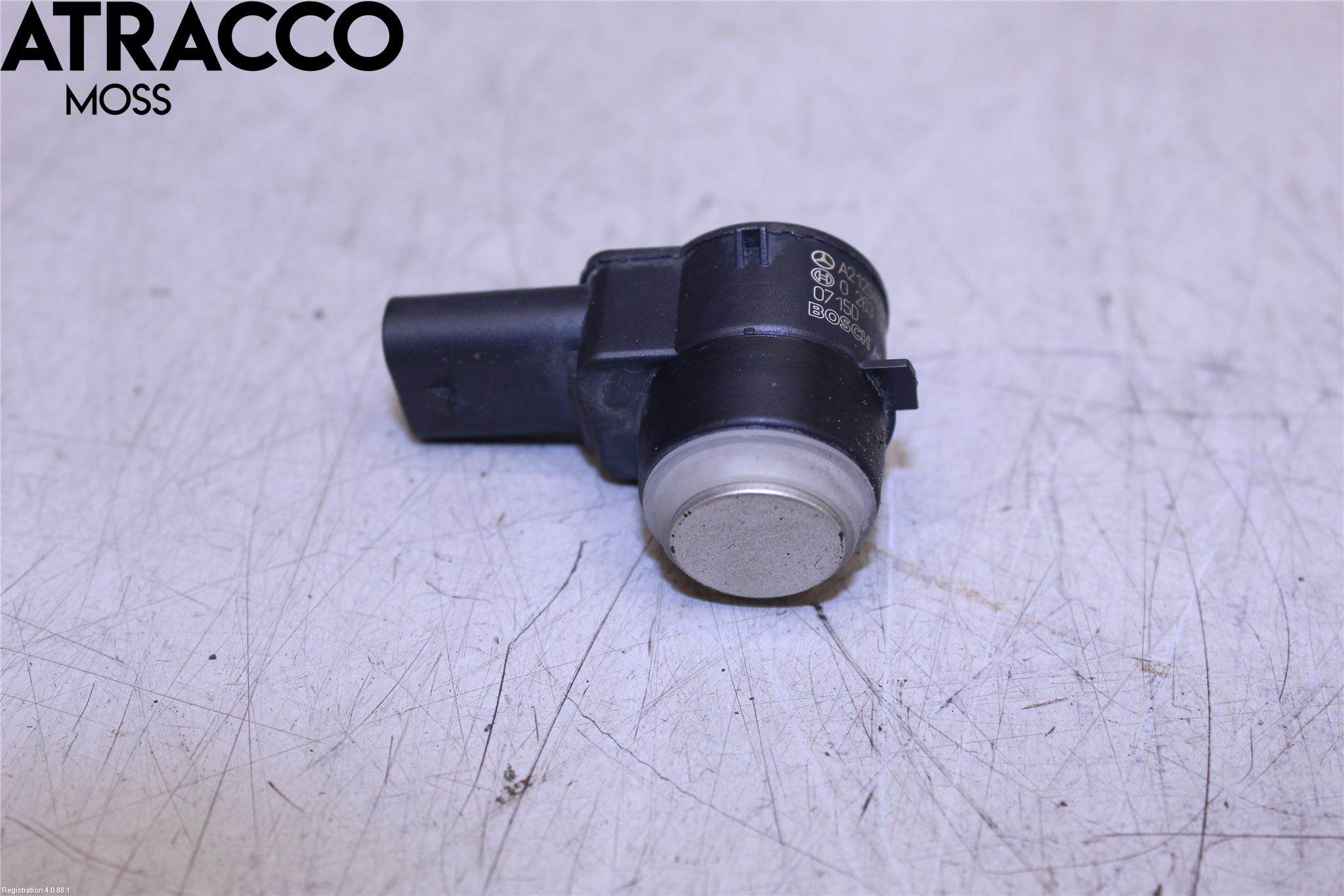 Mercedes-Benz MB E-KLASS (W212) 09-16 Parkeringshjälp Frontsensor