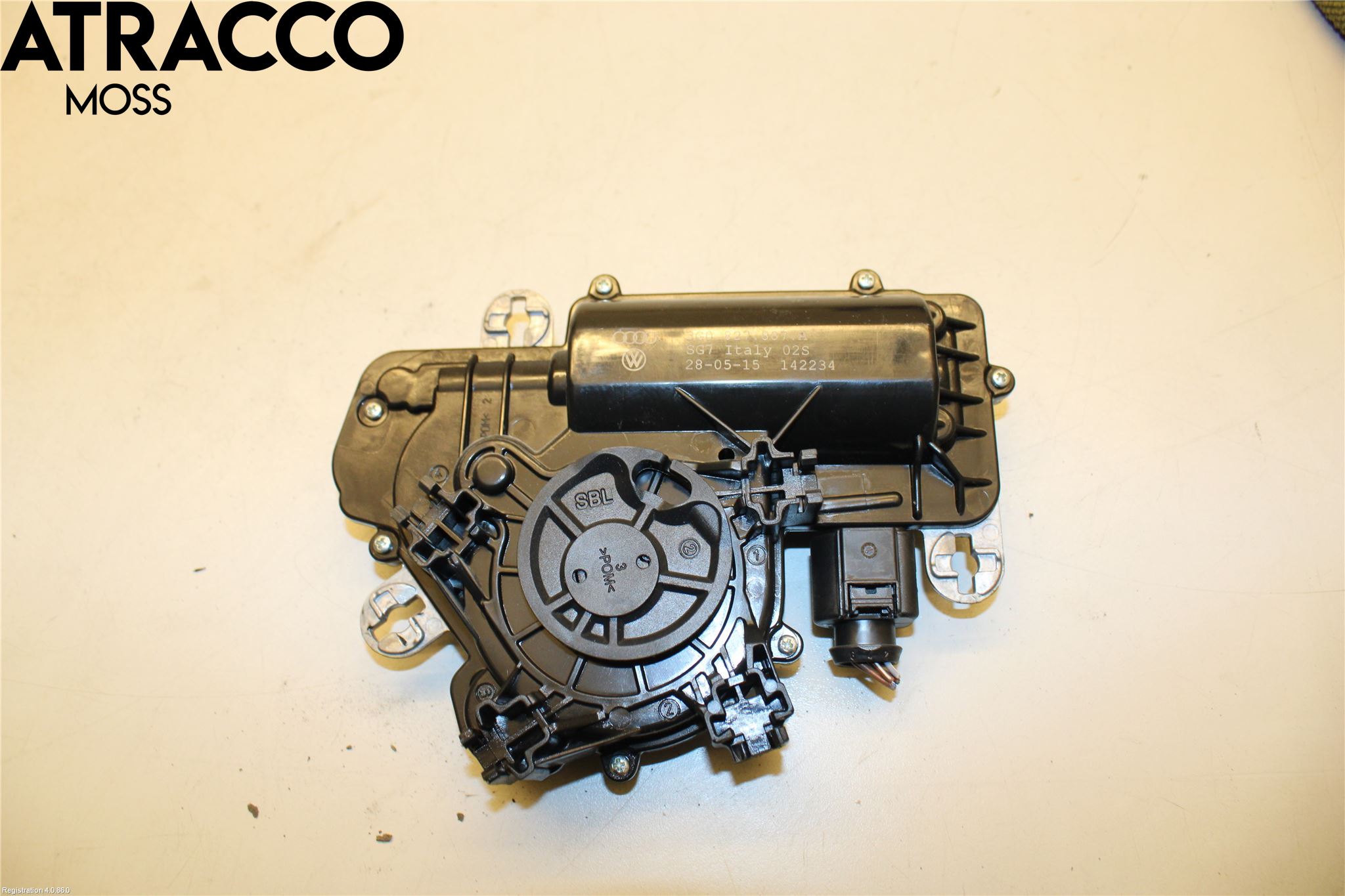 Volkswagen VW PASSAT 15-19 Centrallåsmot Baklucka