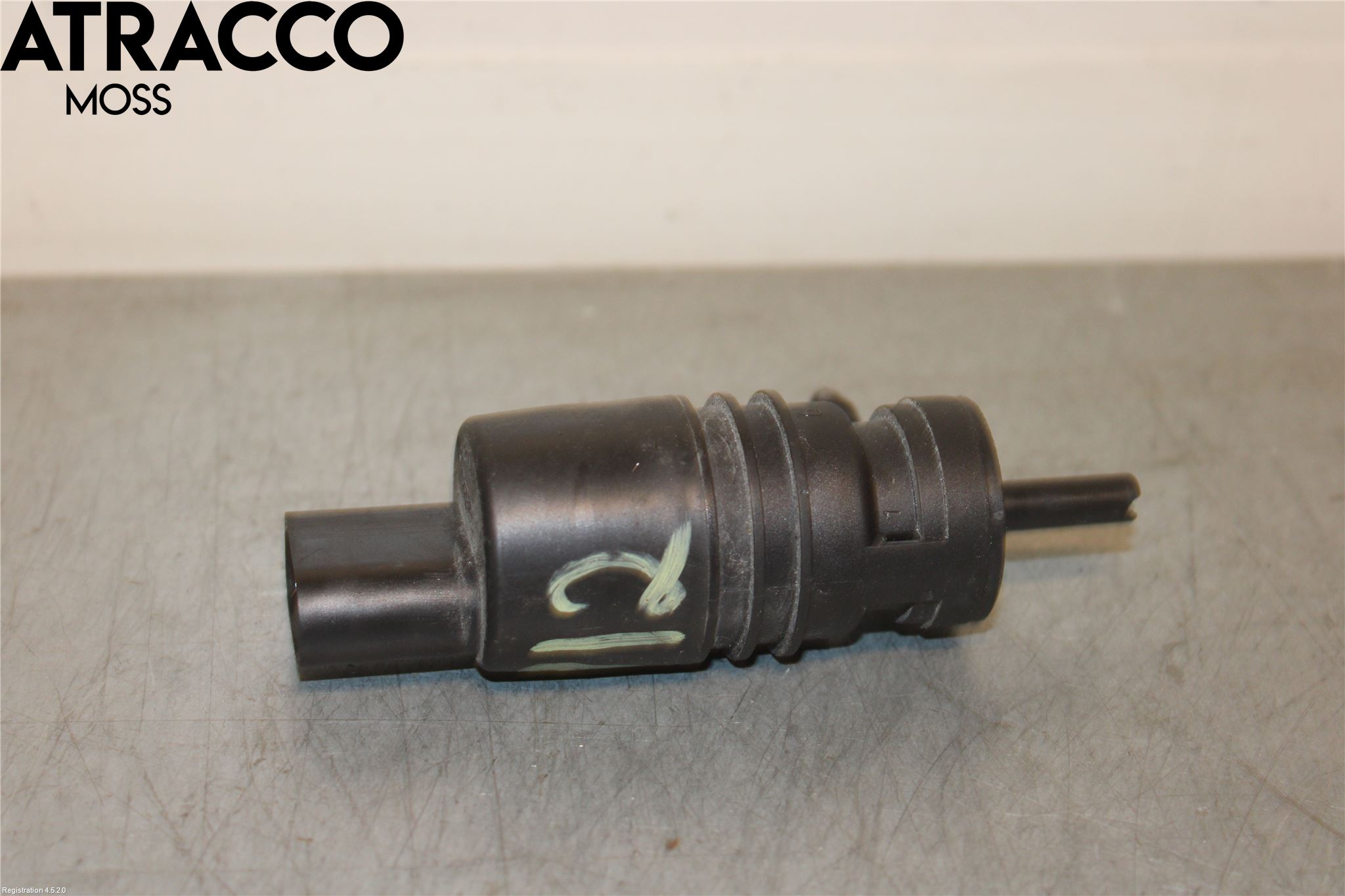 Mercedes-Benz MB VITO/VIANO (W639) 04-14 Spolarpump Vindruta