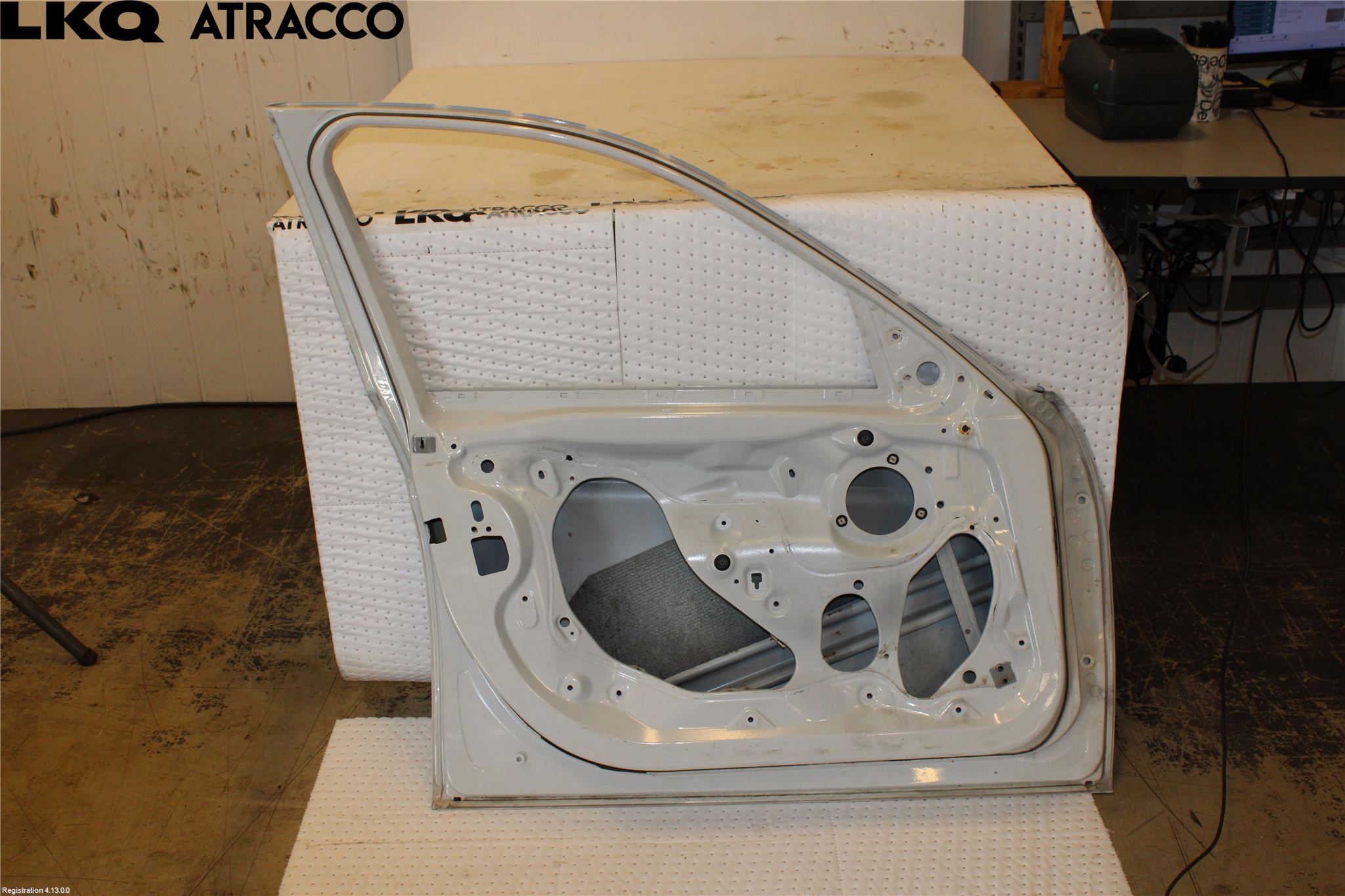 BMW 3 F30/F31/F80 12-19 Dörr Fram Vänster