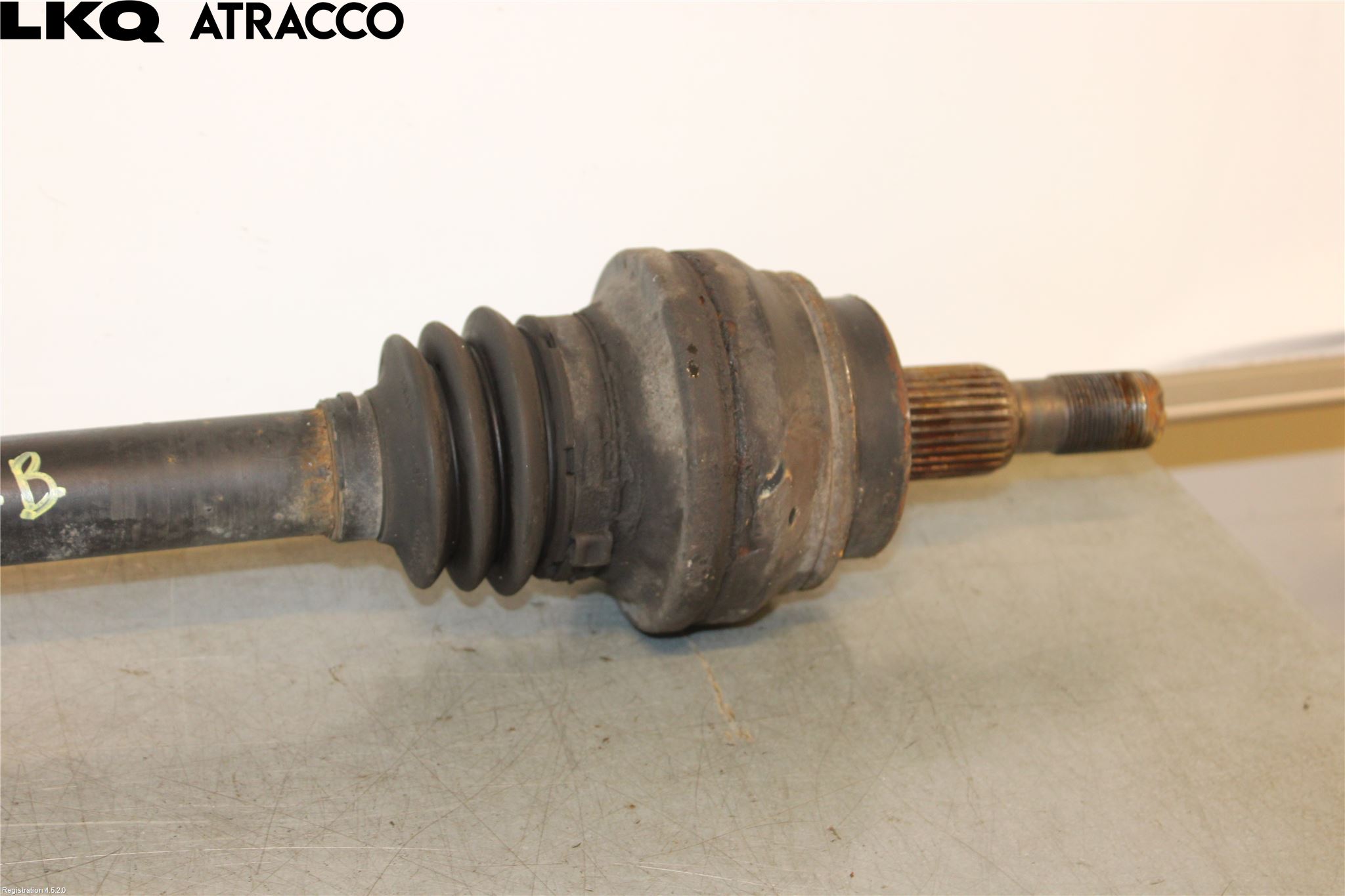 Mercedes-Benz MB ML/GLE-KLASS (W166) 12-18 Drivaxel Bak Höger