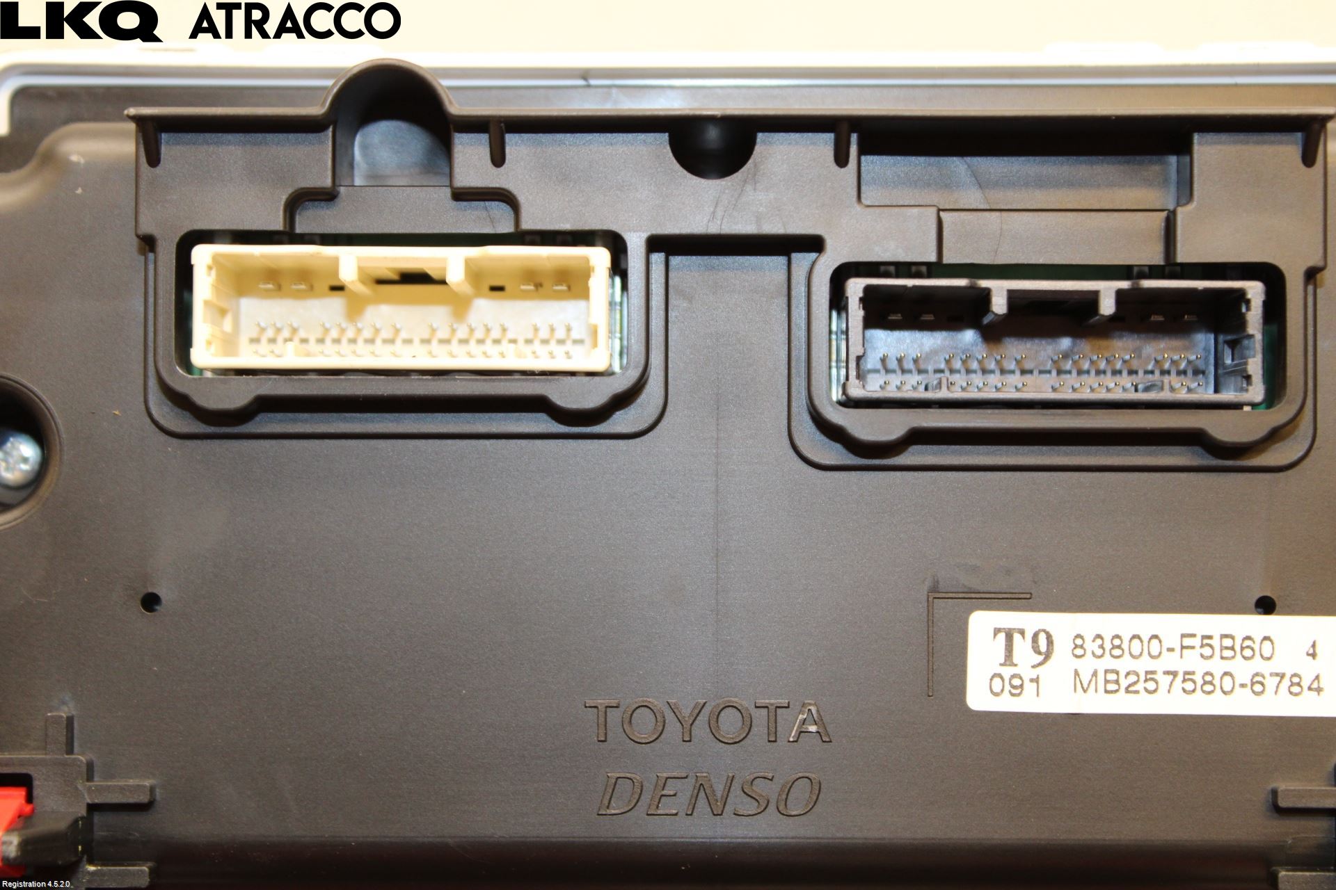 Toyota YARIS CROSS XP21 21- Instrument Komb