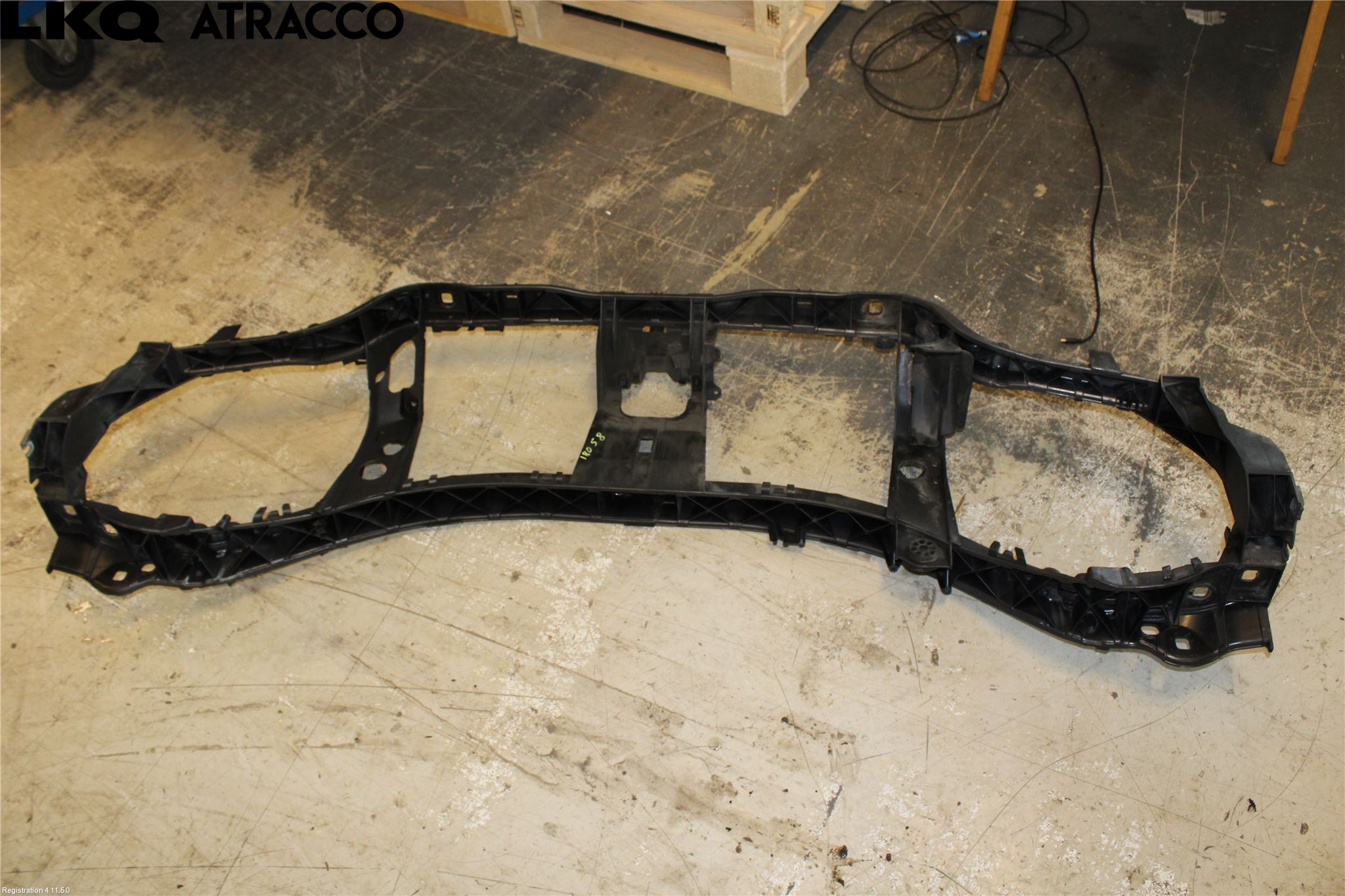 Ford S-MAX 06-15 Frontplåt