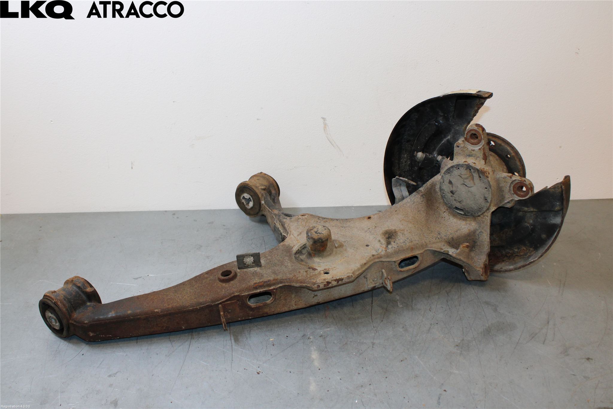 Volkswagen VW TRANSP/CARAVELLE (T6) 16-22 Bärarm Bak Höger